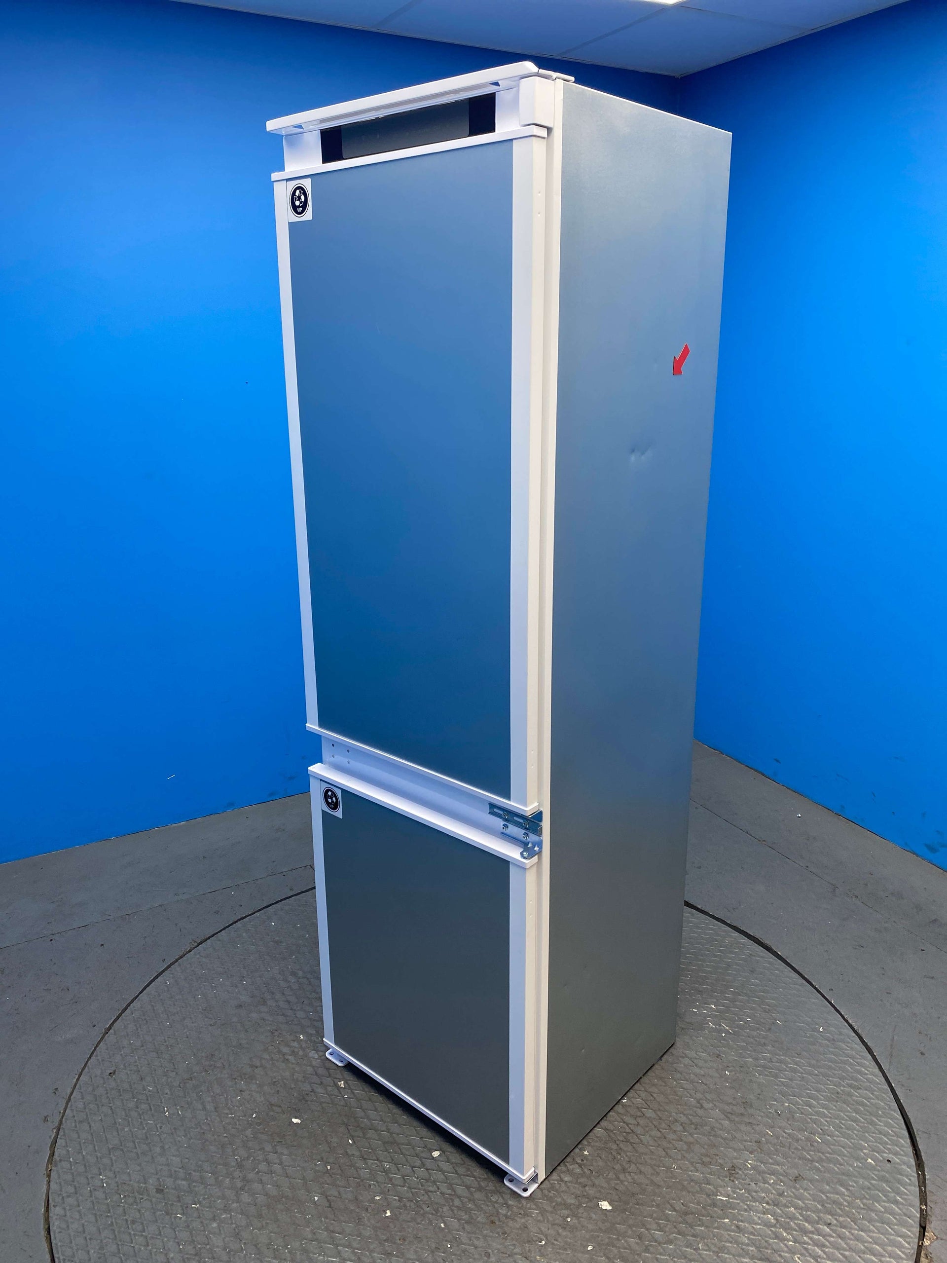 Haier HBW5518DK Series 6 248 Litre Integrated Fridge Freezer