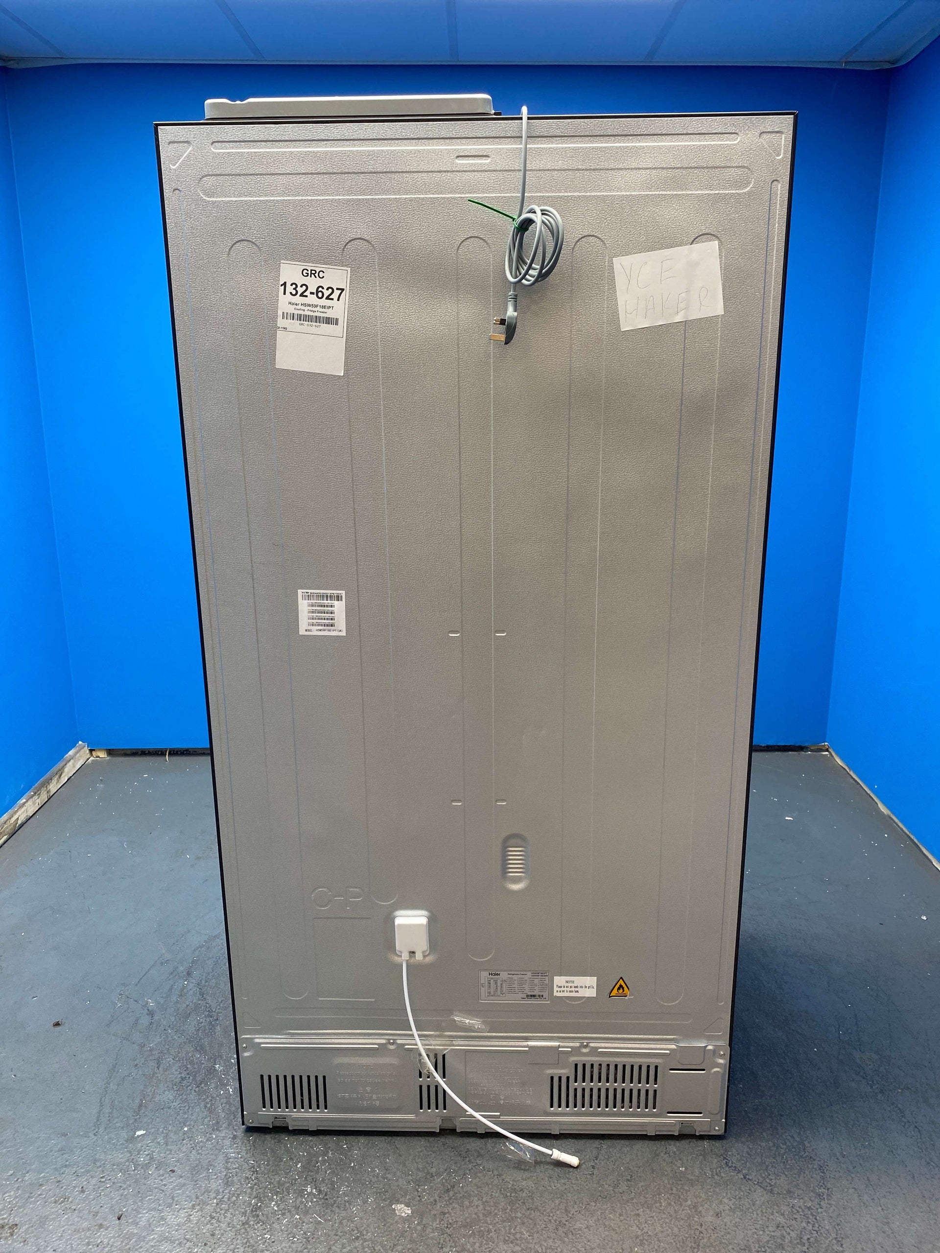 Haier HSW59F18EIPT American Style Fridge Freezer with Ice Dispenser