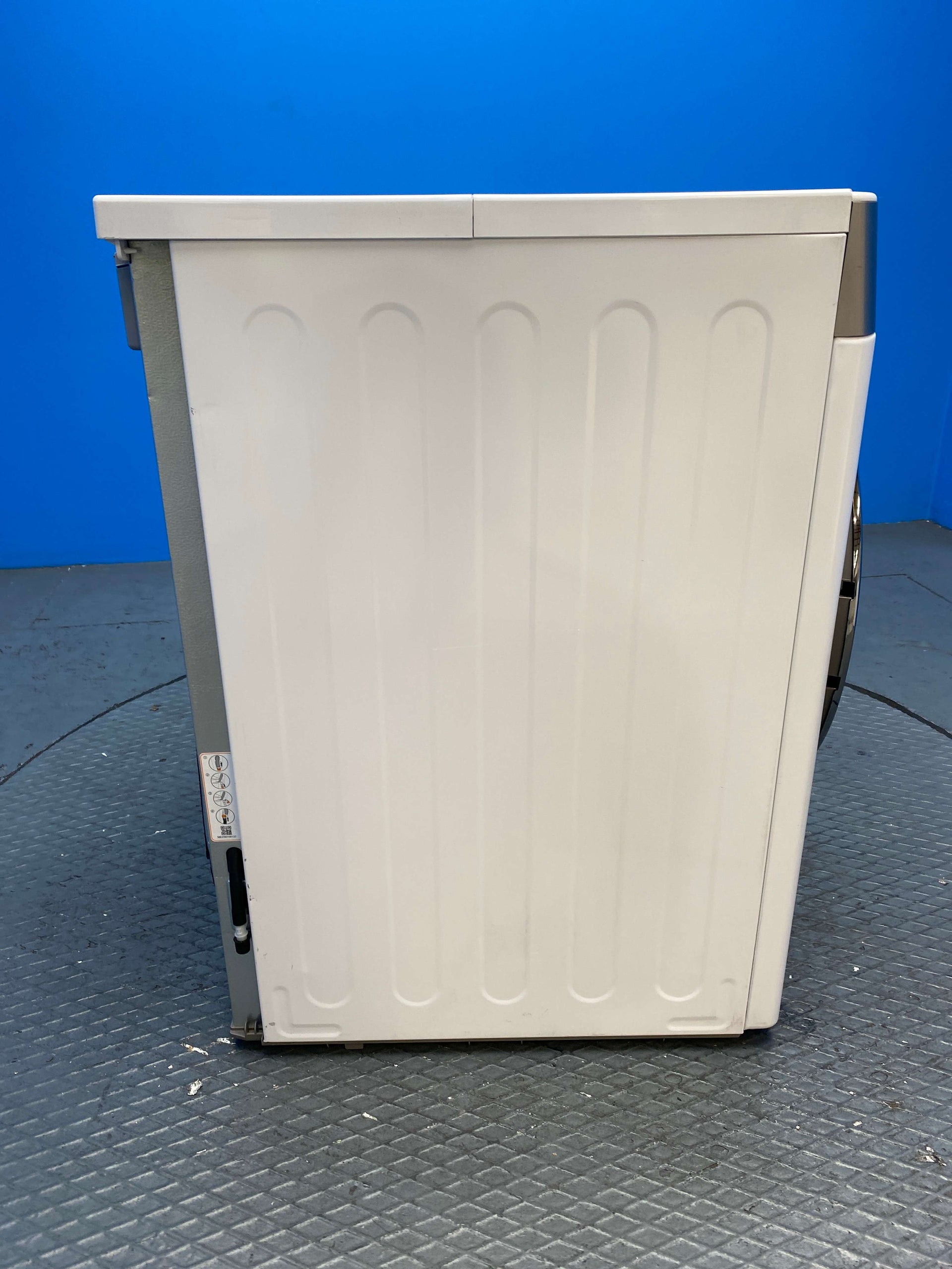 LG Dual Dry™ FDV1110W 10kg Heat Pump Tumble Dryer