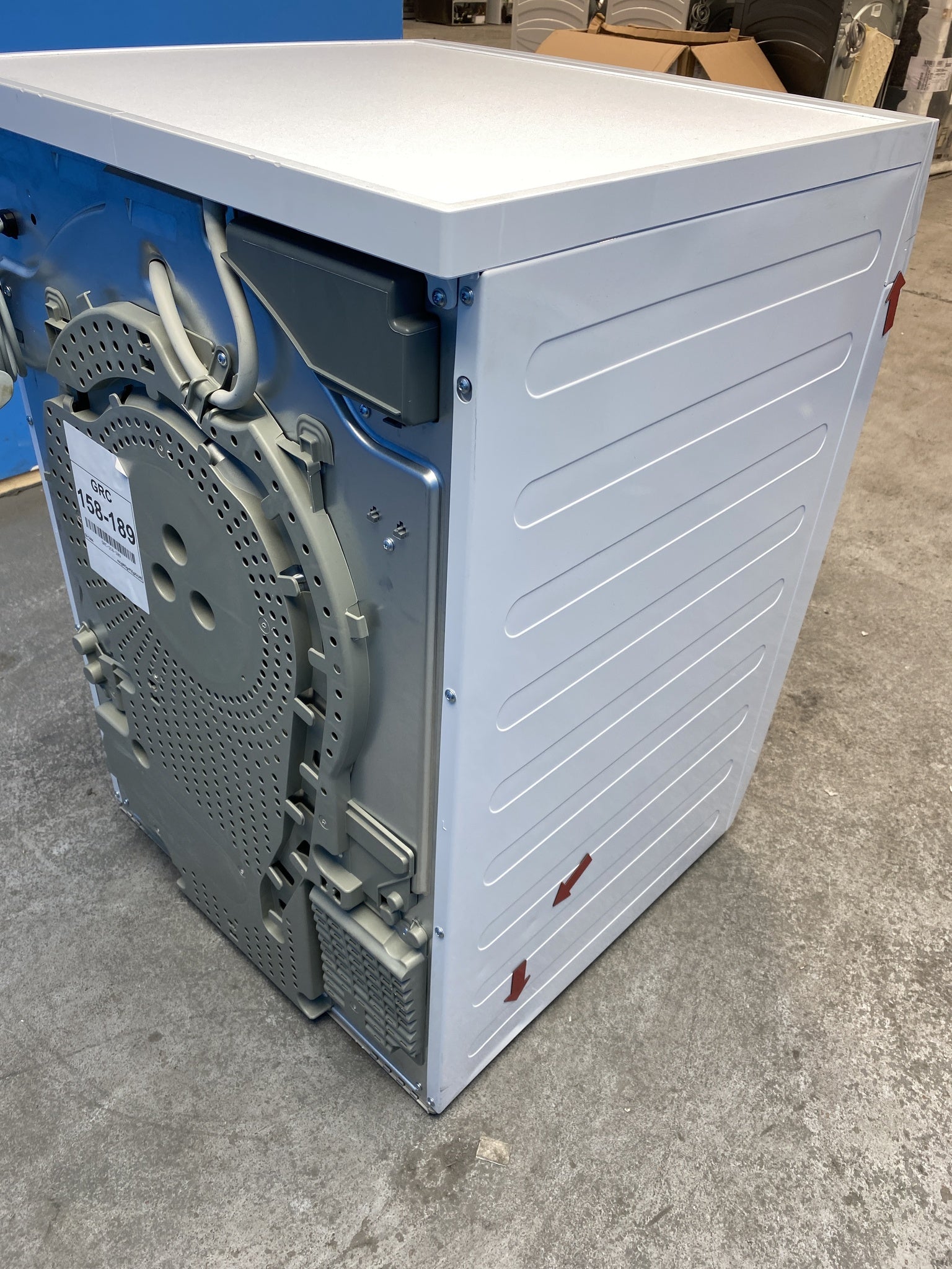 #GRC-158-189 - AEG TR719A4B 7000 Series SensiDry 9kg Heat Pump Tumble Dryer