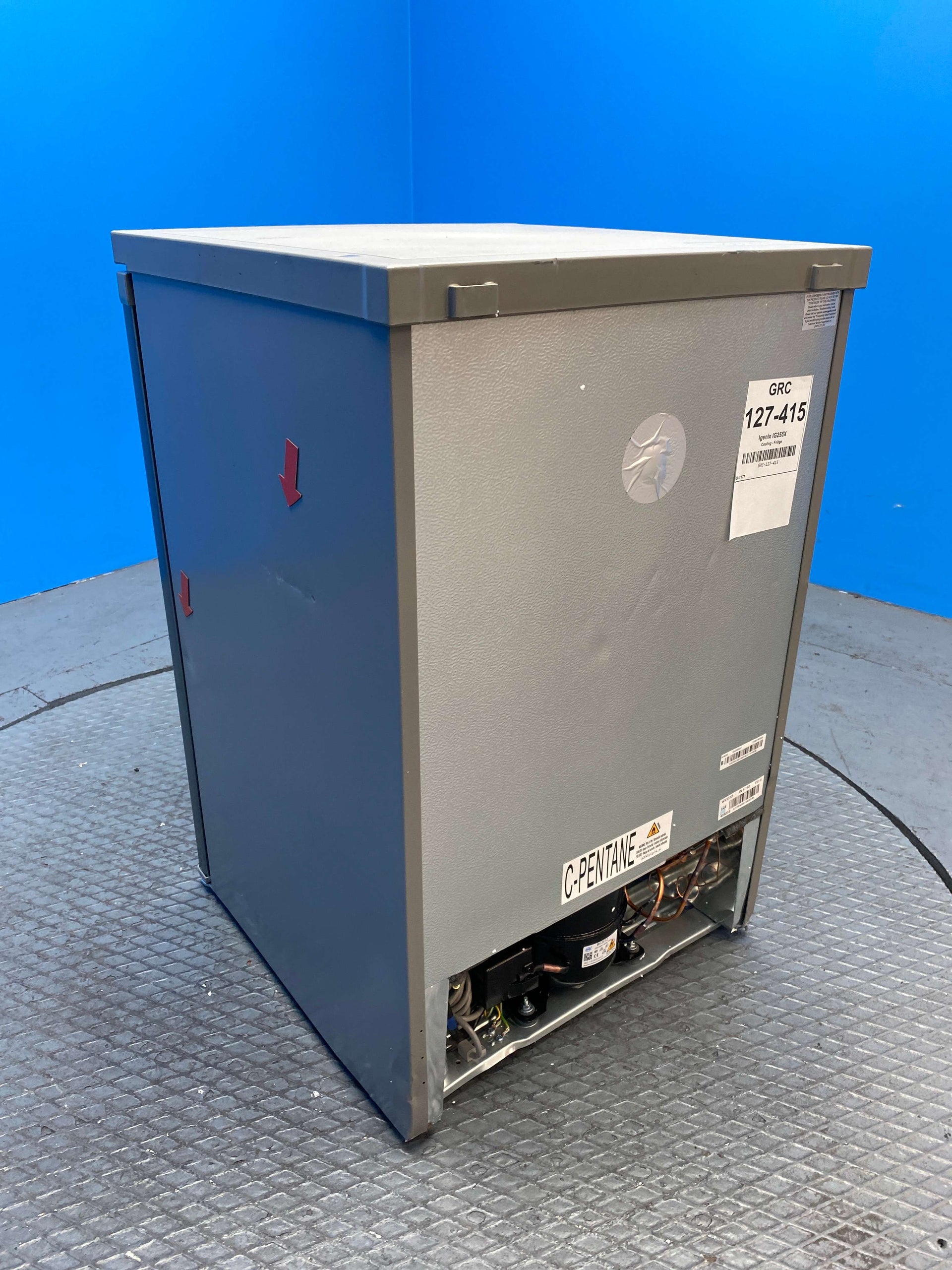 Igenix IG255X 136 Litre Undercounter Fridge