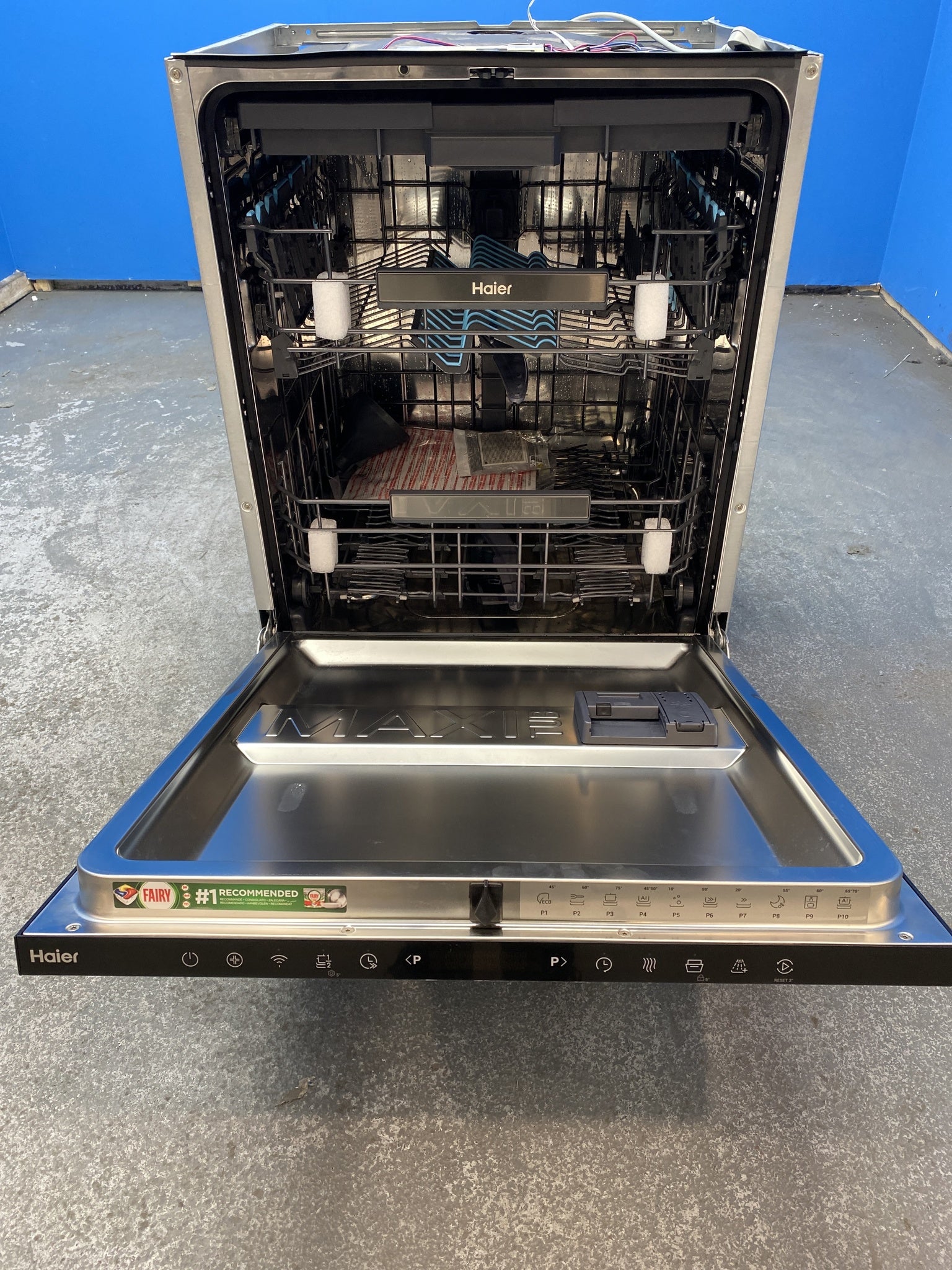 #GRC-156-195 - Haier XI 6C4S3FSB-80 Integrated 16 Place Dishwasher with Wi-Fi