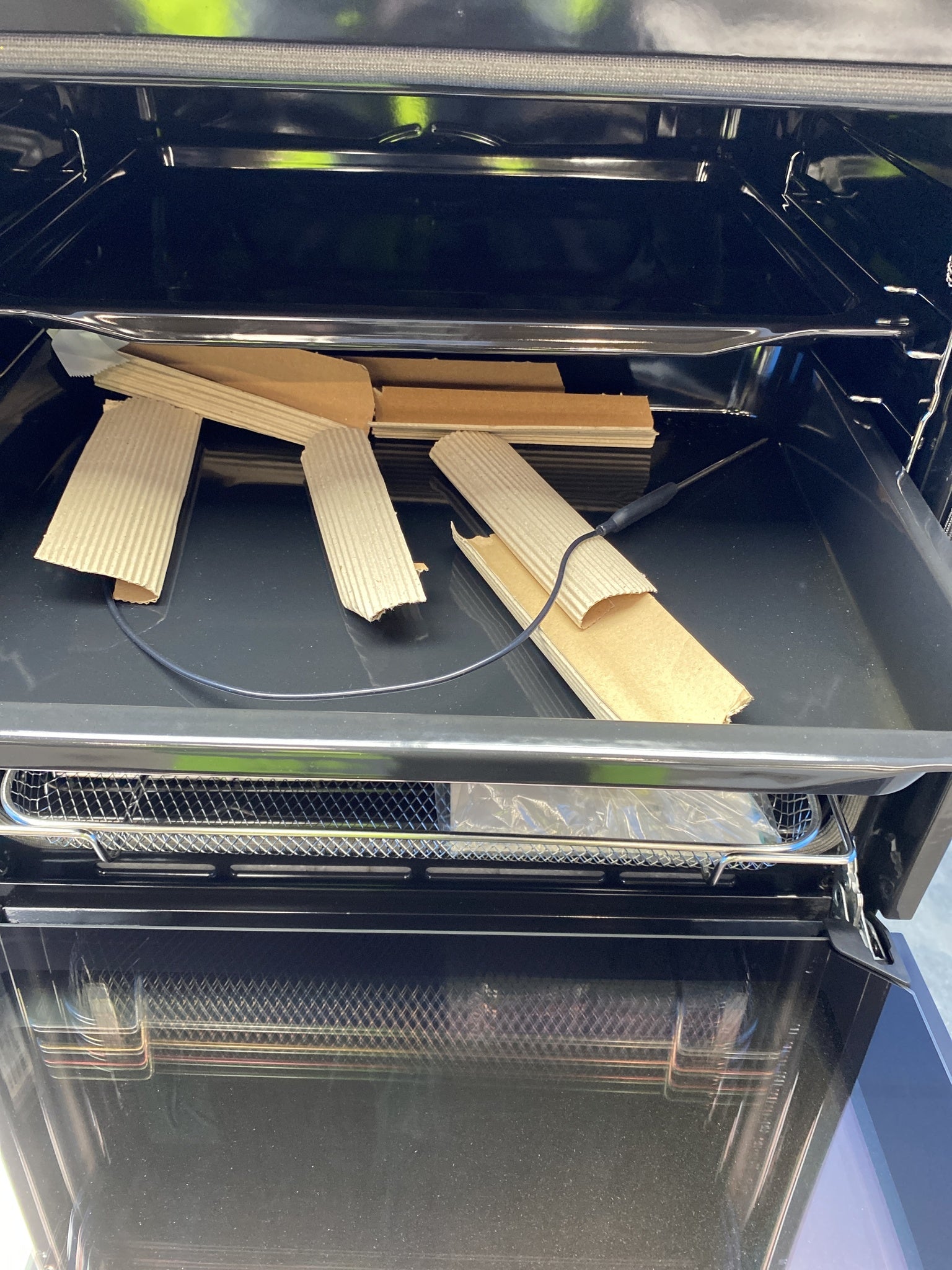 #GRC-145-171 - Hisense Hi8 BAS6PH8BUKWF BlackLine 77L Built-In Steam and Pyrolytic Oven