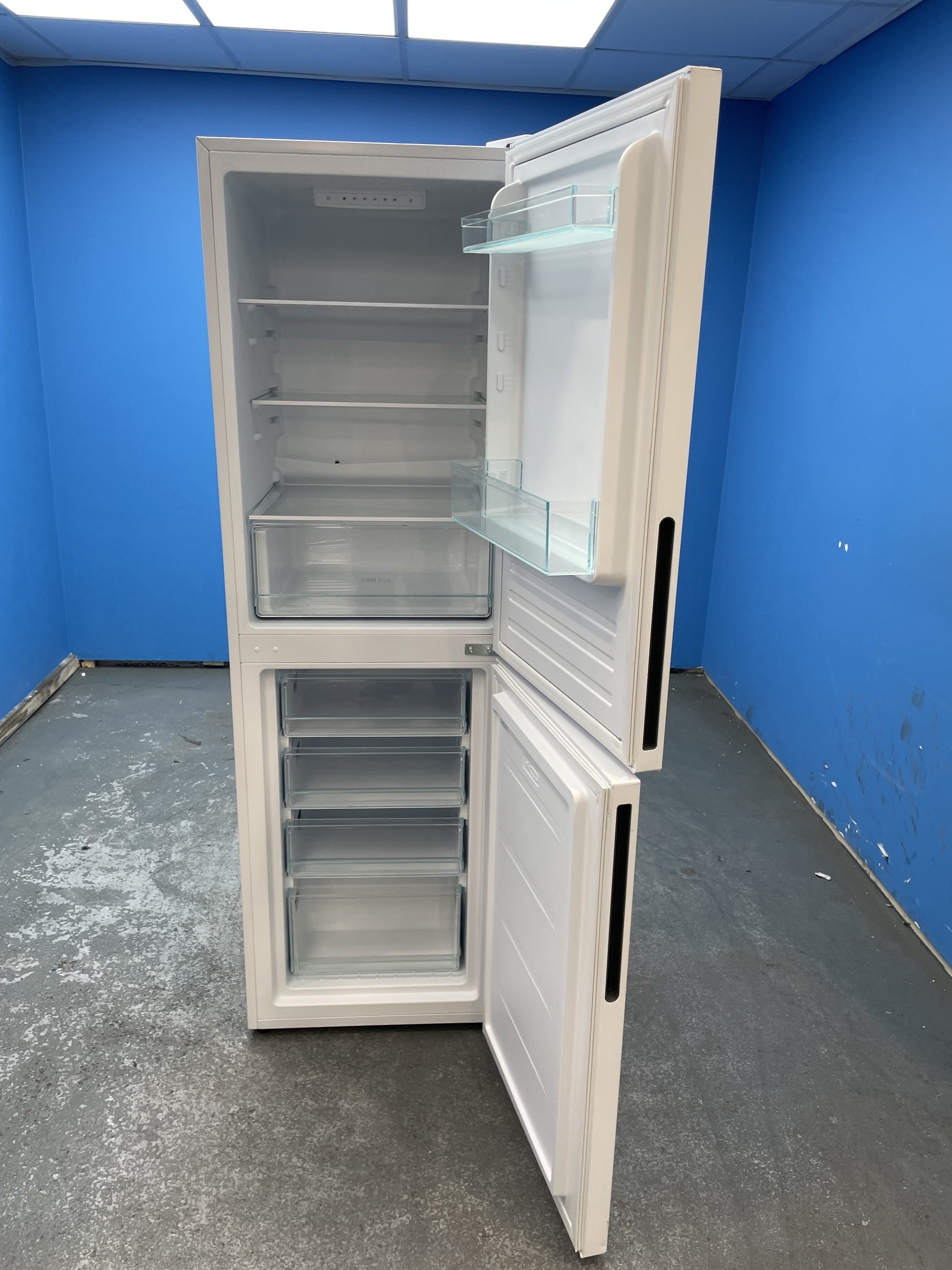 #GRC-153-874 - Candy CCT3L157EWK 252 Litre 50/50 Combi Fridge Freezer