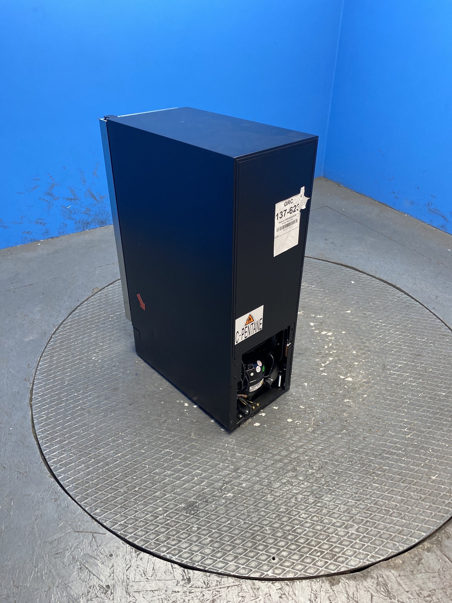 Hoover HWCB30UK/N 20 Bottles Wine Cooler