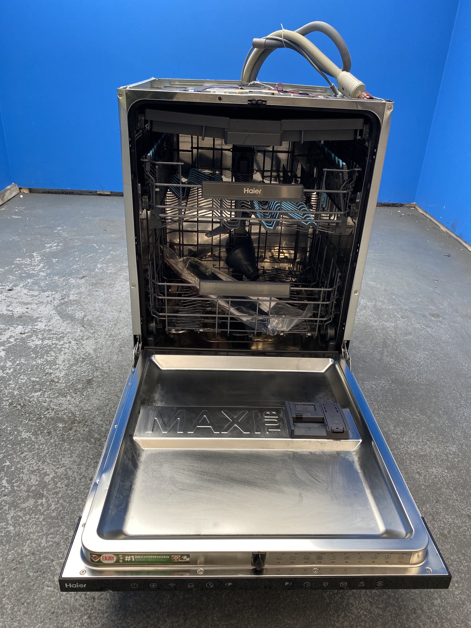 #GRC-144-994 - Haier XI 6C4S3FSB-80 Integrated 16 Place Dishwasher with Wi-Fi