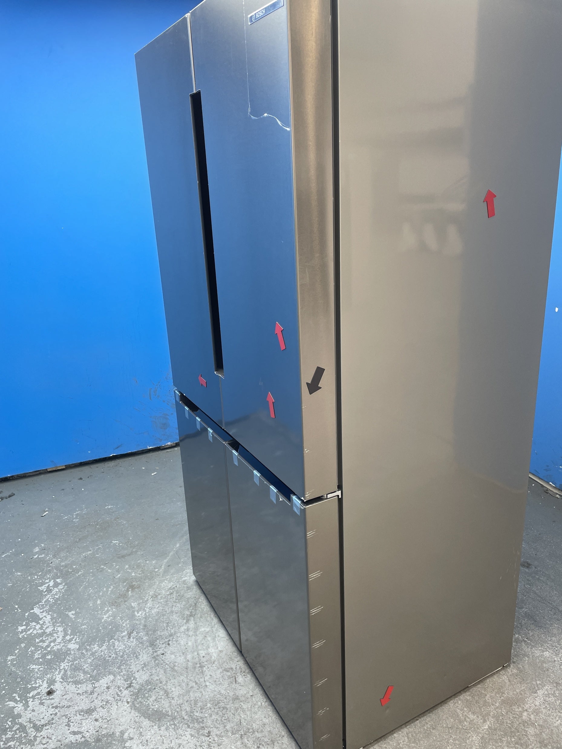 #GRC-157-804 - Bosch KFN96VPEAG Series 4 French Door 605 Litre Fridge Freezer