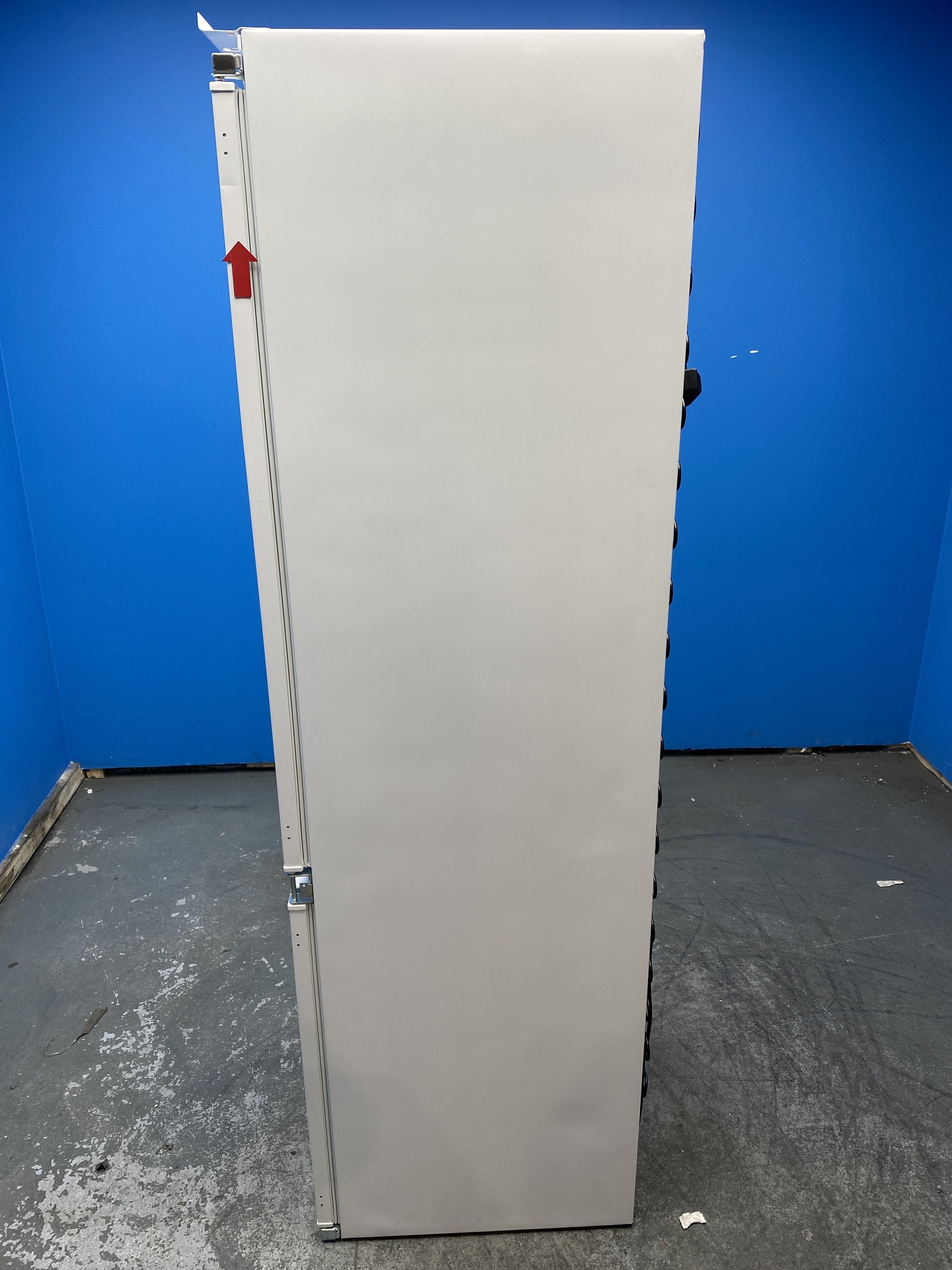 #GRC-155-442 - Candy CBBMT18EK Integrated 244 Litre Smart Fridge Freezer