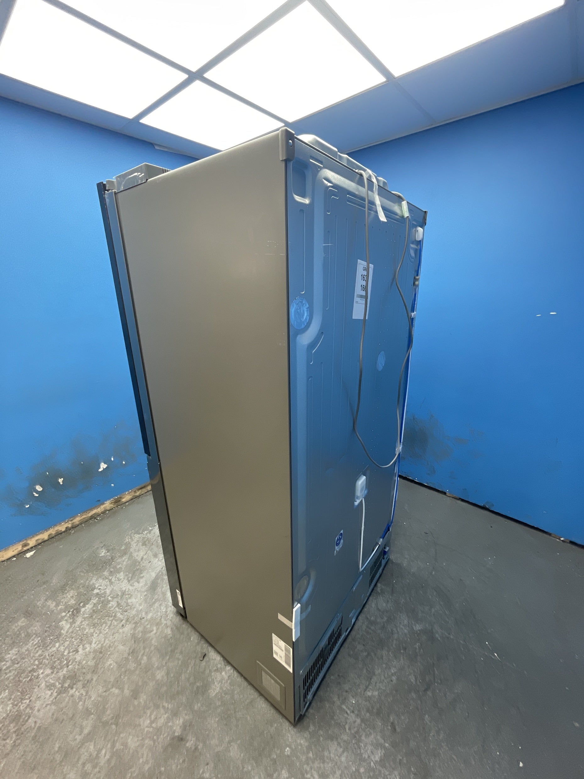#GRC-163-166 - LG GSXE81PYBD InstaView American Style Fridge Freezer