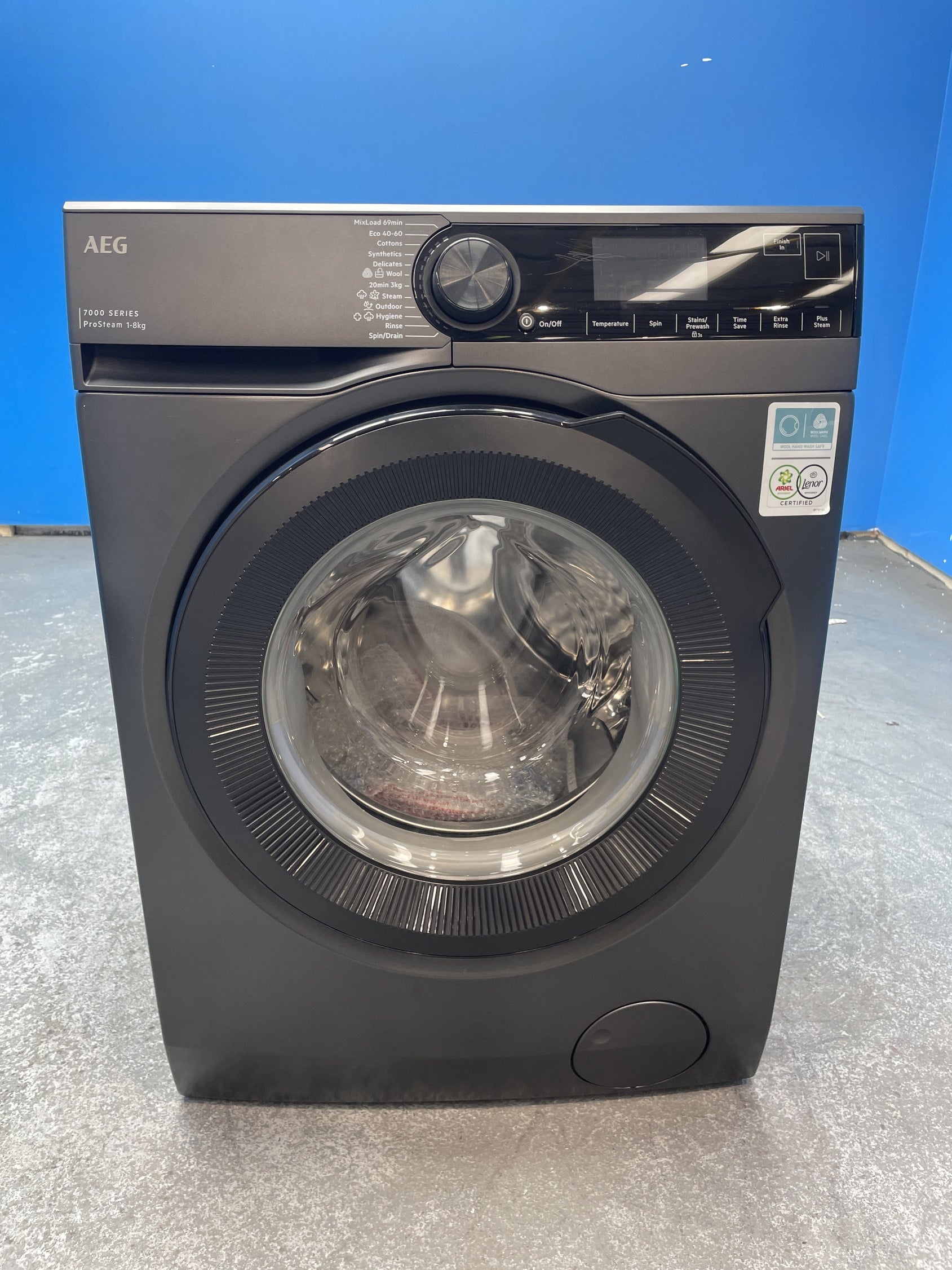 #GRC-156-023 - AEG 7000 ProSteam LFSR7484U4B 8kg 1400rpm Washing Machine