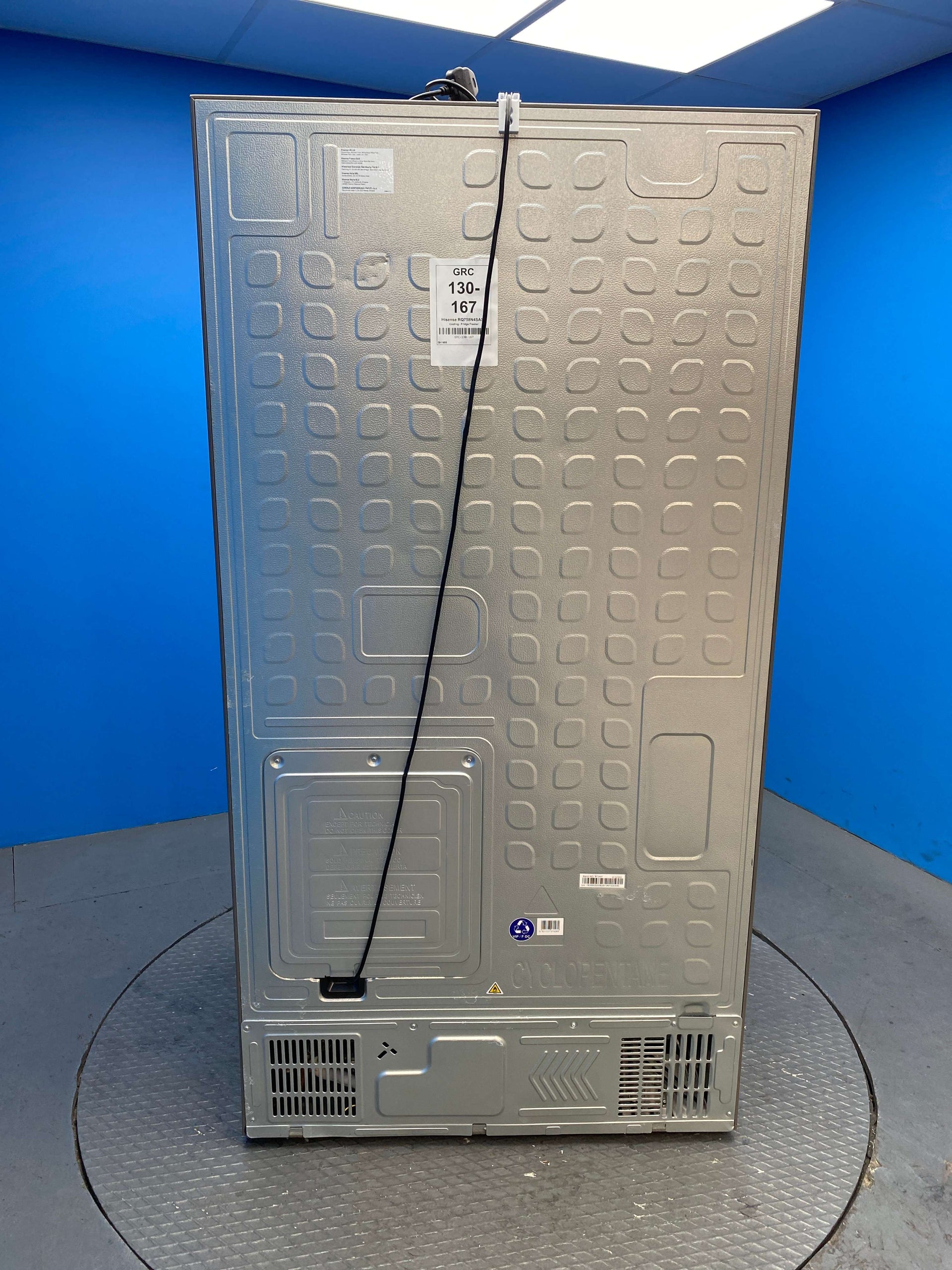 Hisense PureFlat RQ758N4SASE 609L American Style Fridge Freezer