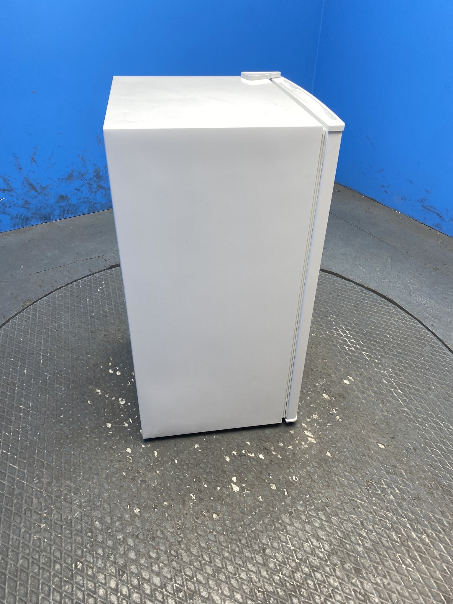 Comfee RCU60WH2(E) 60L Under Counter Freezer