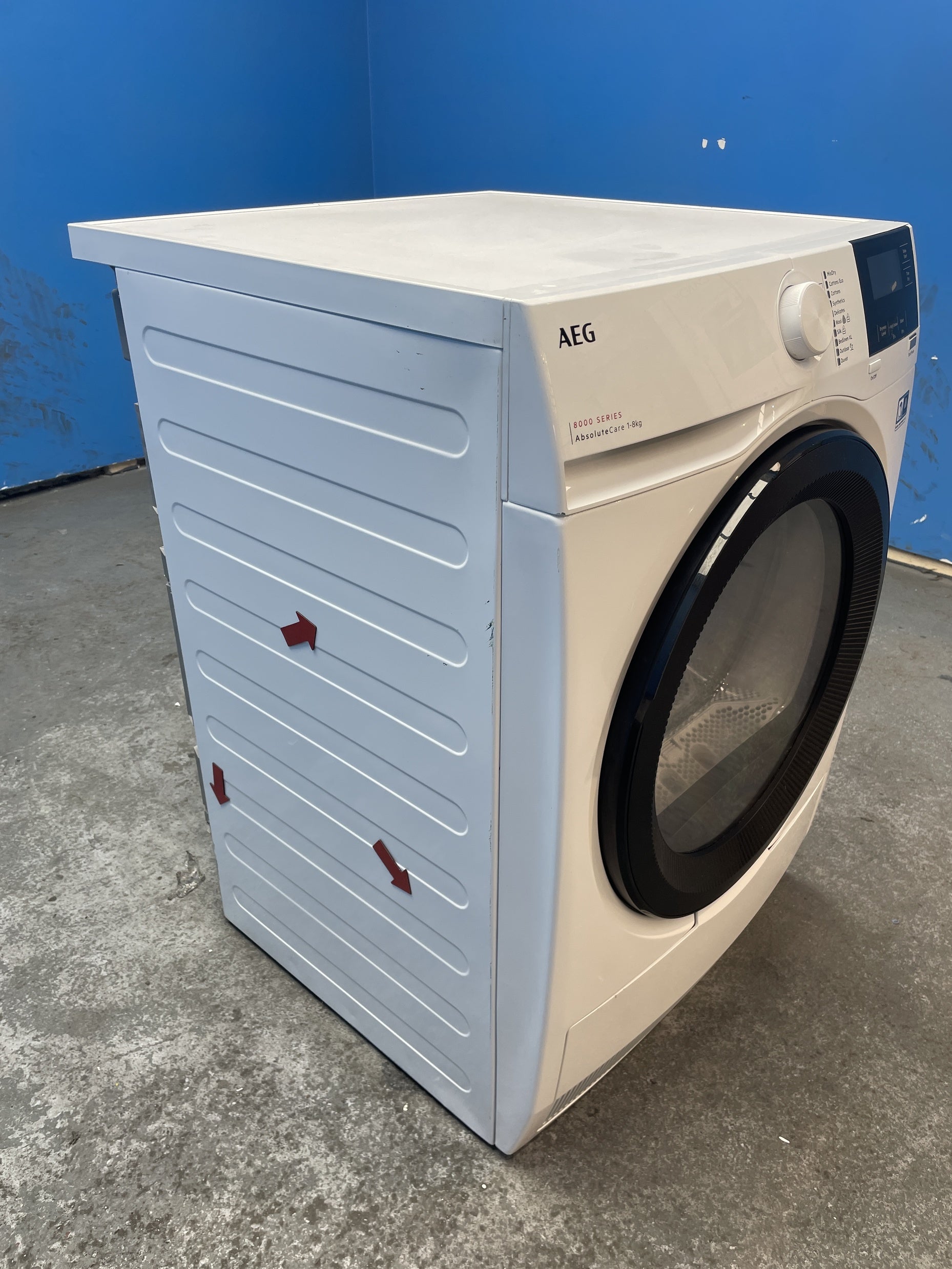 #GRC-154-056 - AEG 8000 Series TR818P4B 8kg Heat Pump AbsoluteCare Tumble Dryer