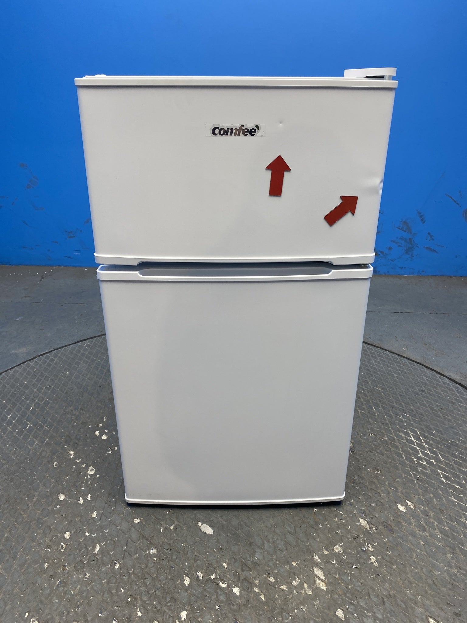 COMFEE’ RCT87WH2(E) 87L Under Counter Fridge Freezer