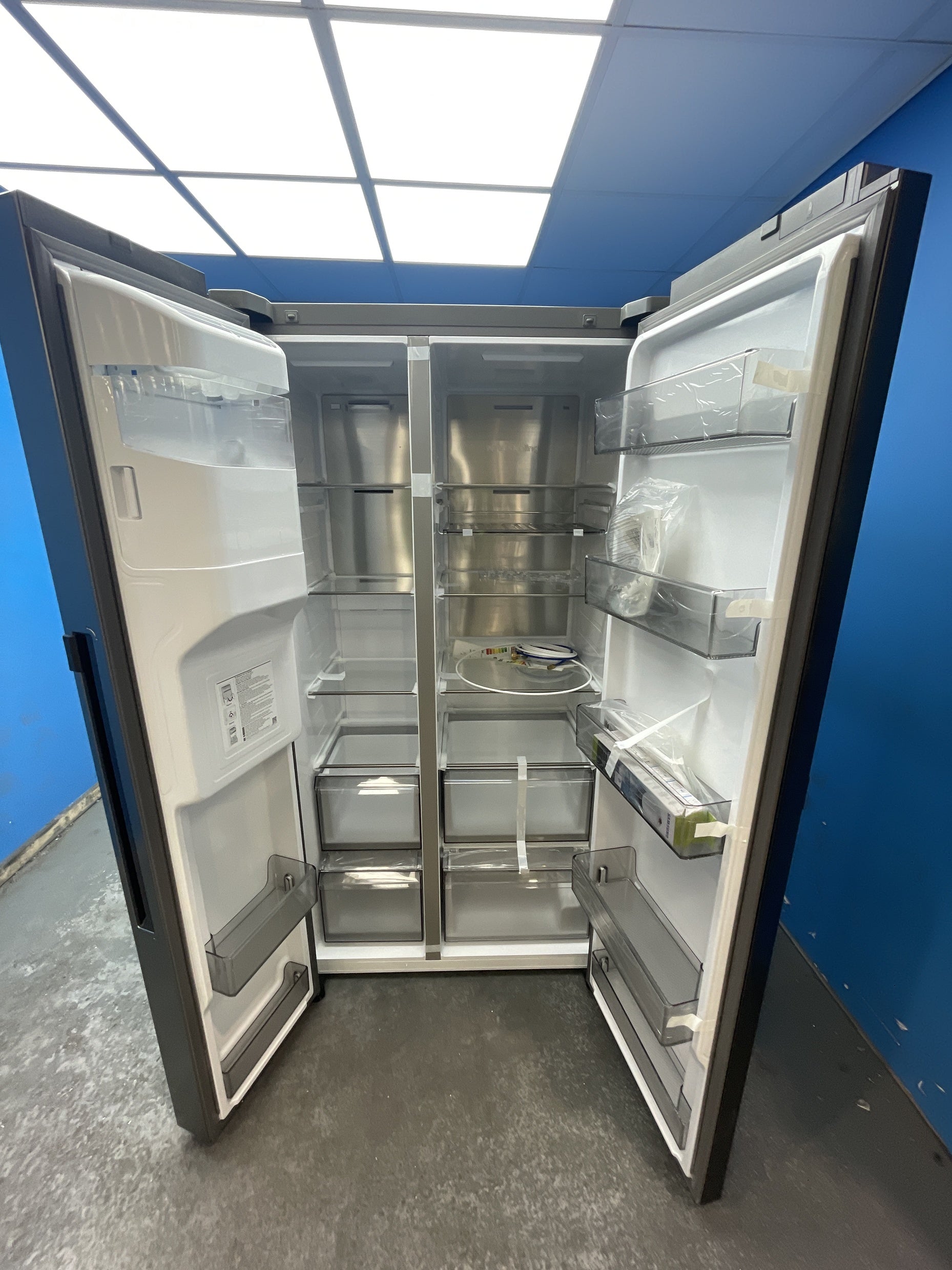 #GRC-163-248 - Samsung Bespoke AI Series 9 RS90F64EETEU American Fridge Freezer