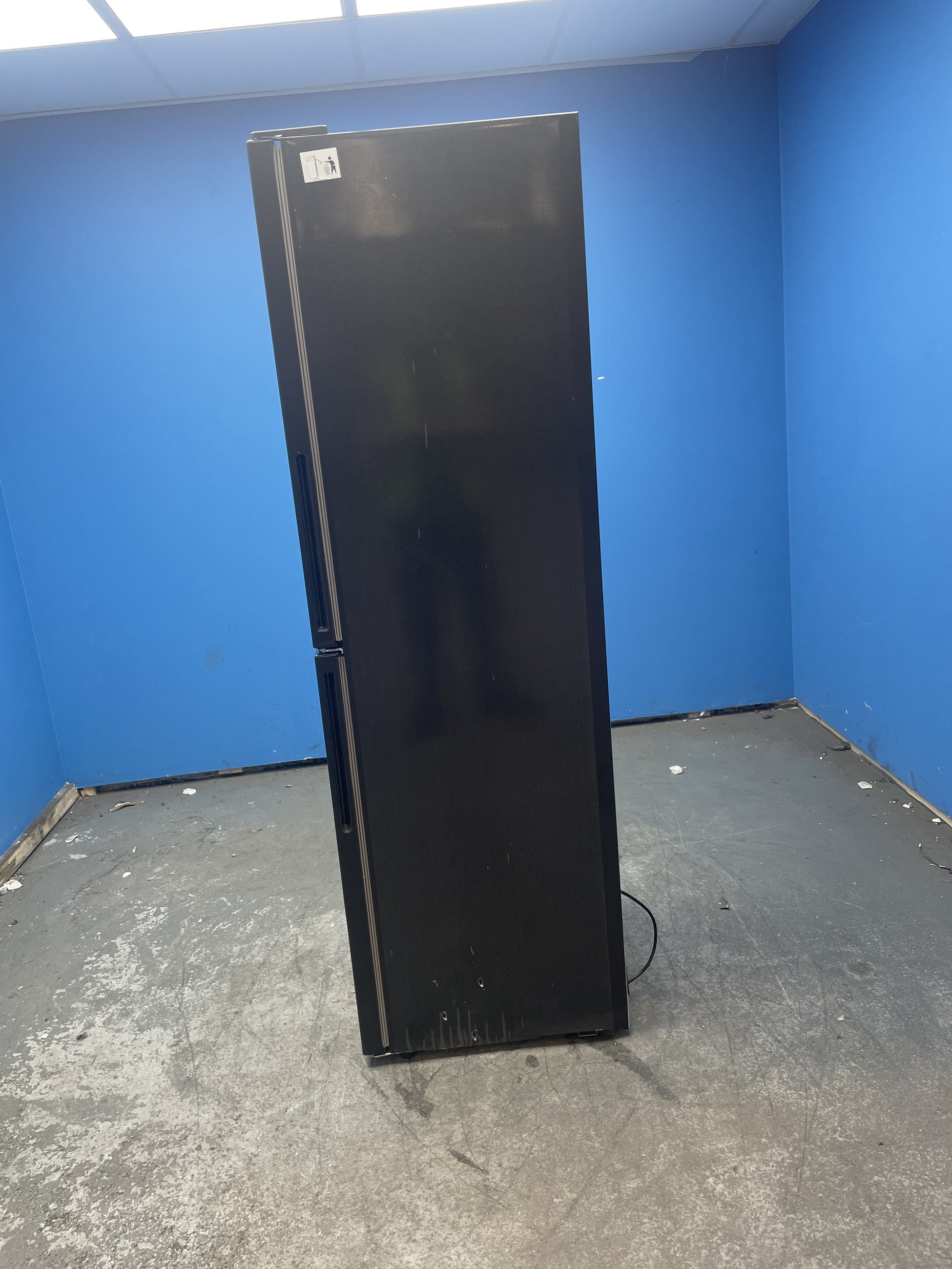 #GRC-158-683 - Hoover HVT3CLECKIHB 235 Litre Combi Fridge Freezer