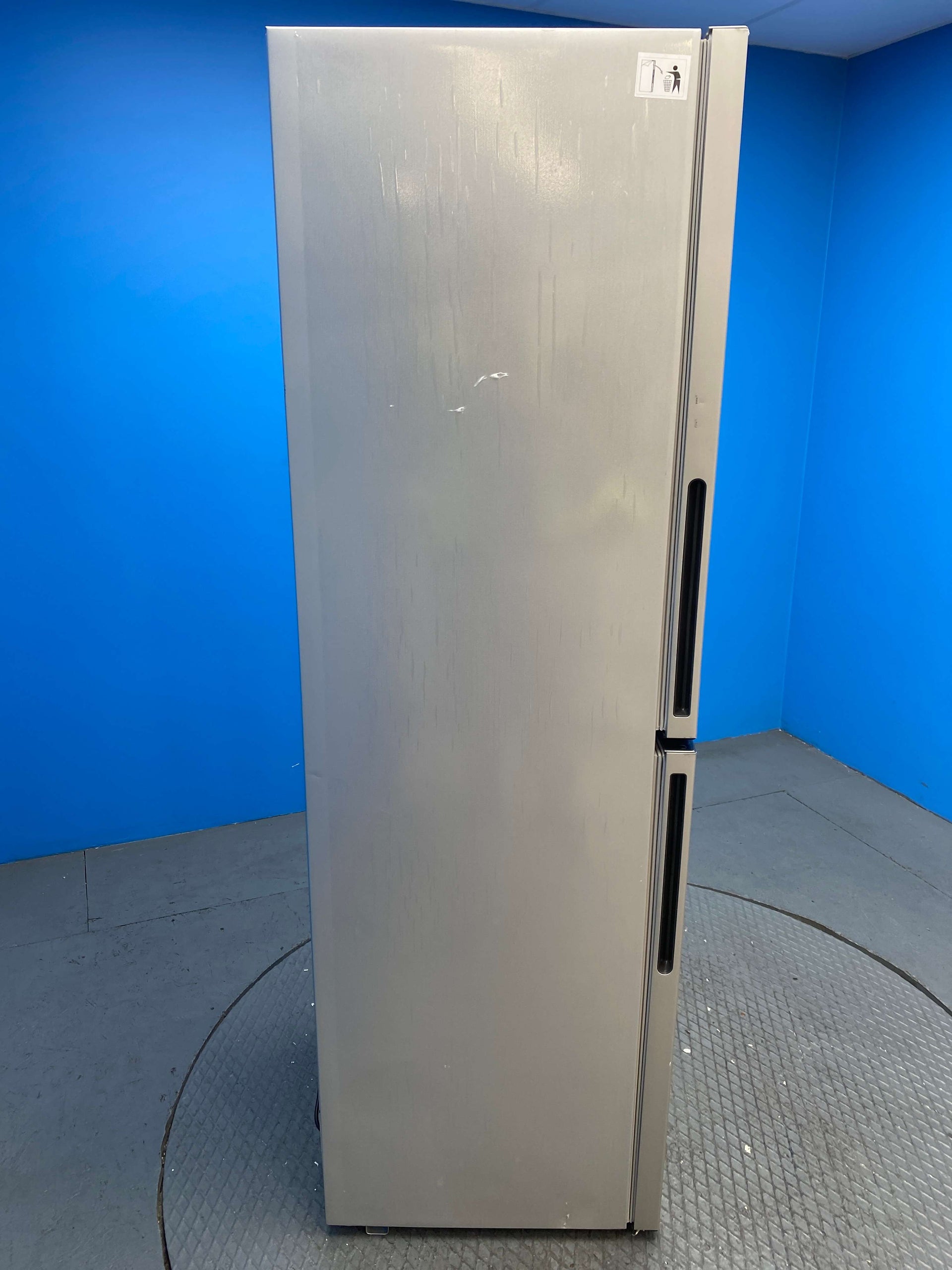 Candy CCT3L517ESK 252 Litre Combi Fridge Freezer