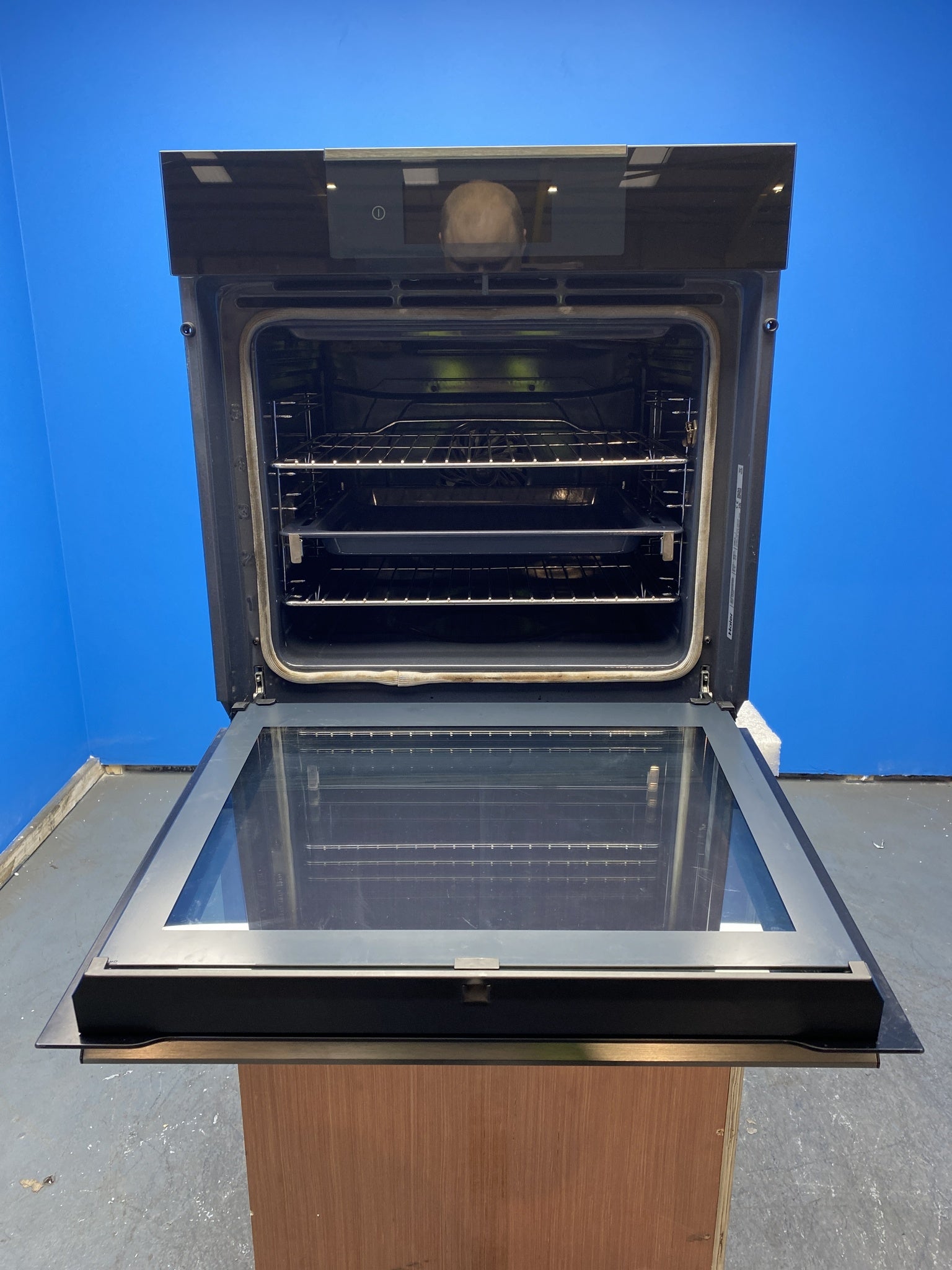Haier HWO60SM6T9BH I-Touch Series 6 70L Pyrolytic Oven