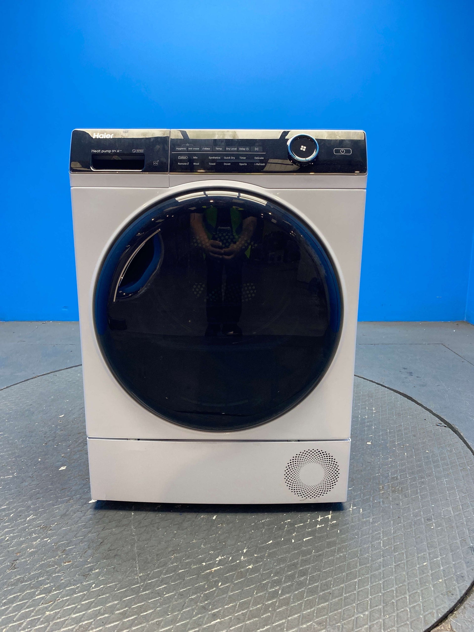 Haier HD90-A2959 Series 5 9kg Heat Pump Tumble Dryer