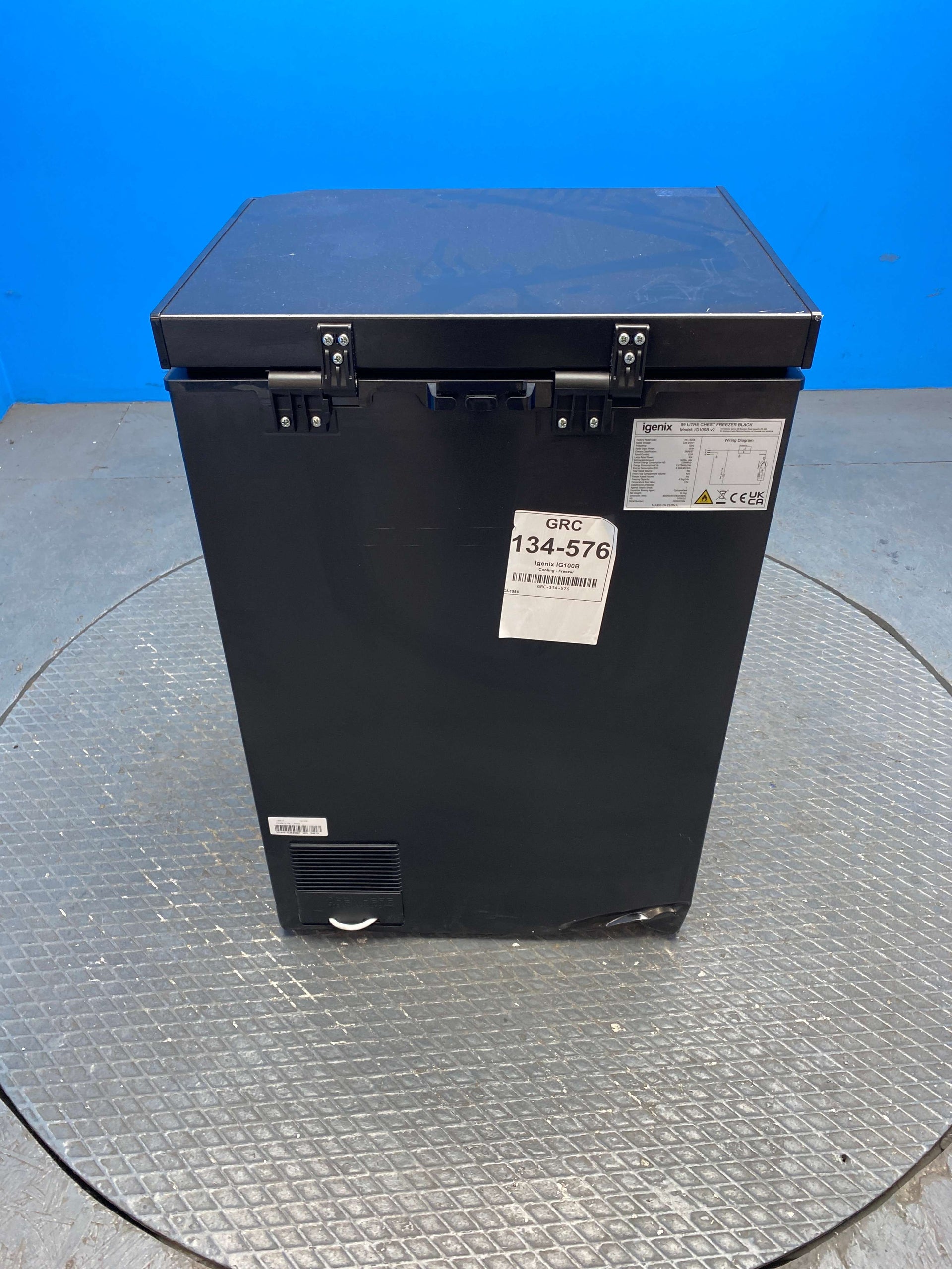 Igenix IG100B 99 Litre Freestanding Chest Freezer
