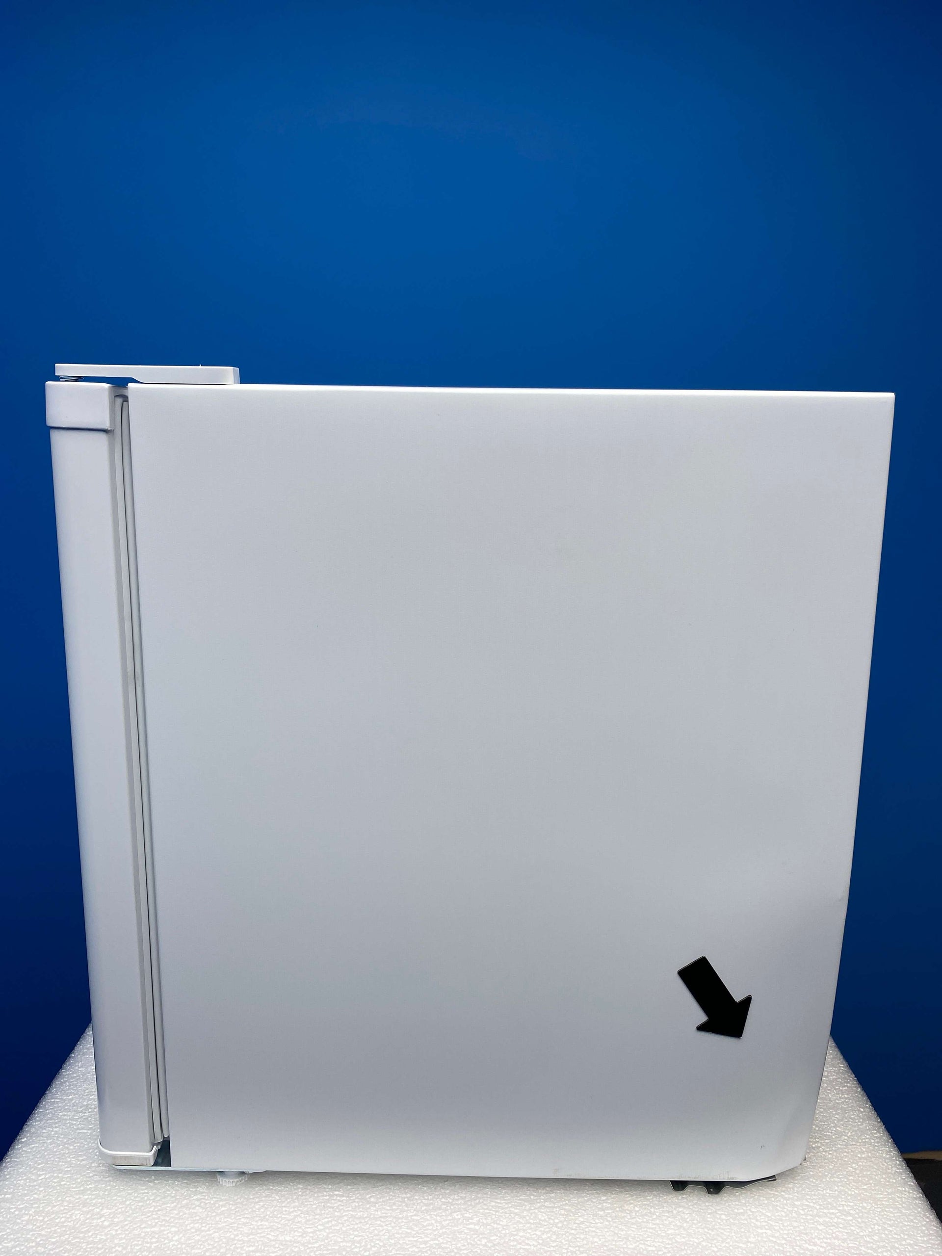 Prodex PX3711W 41 Litre Table Top Mini Fridge