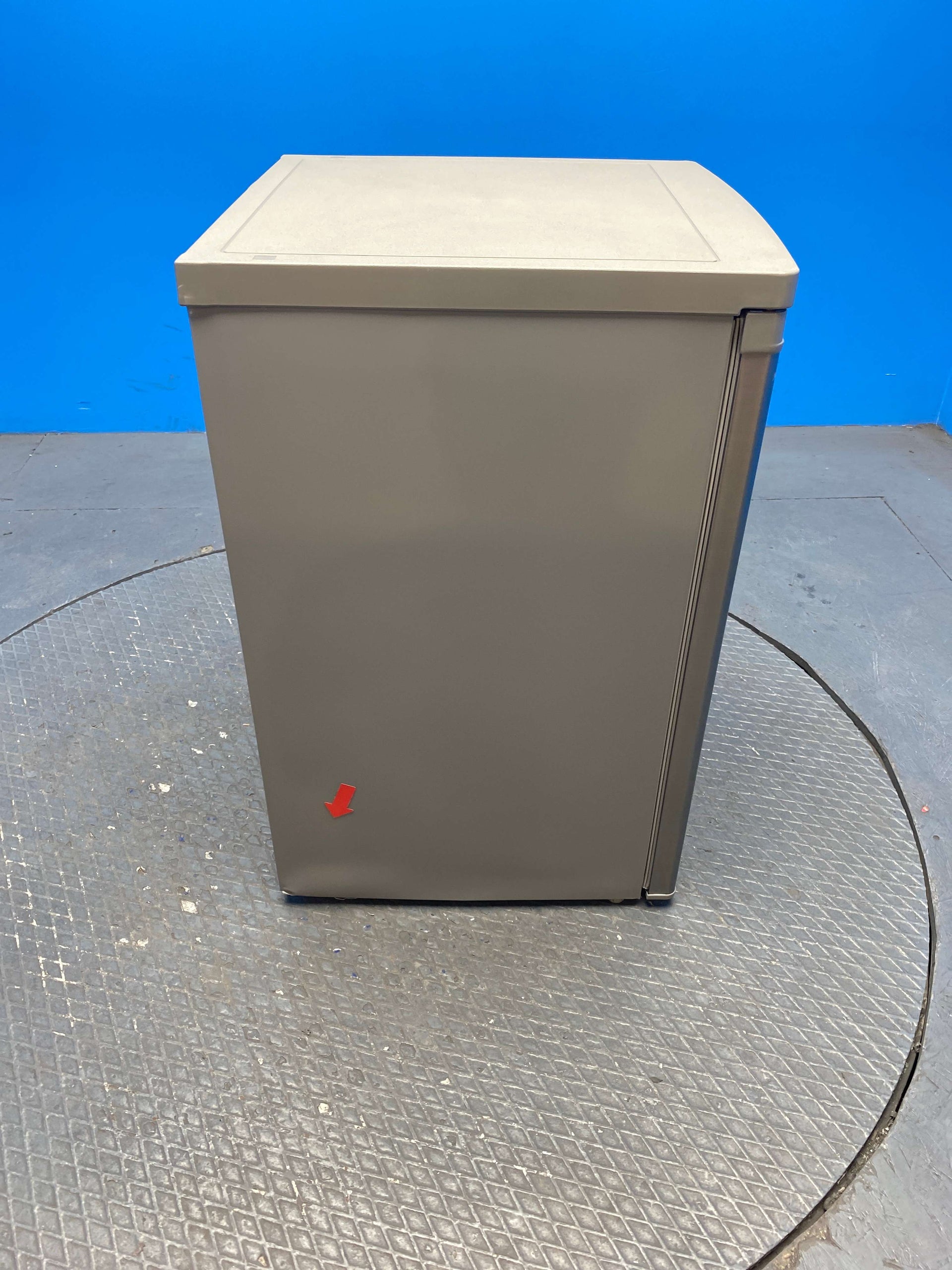 Igenix IG355X 91 Litre Under Counter Freezer