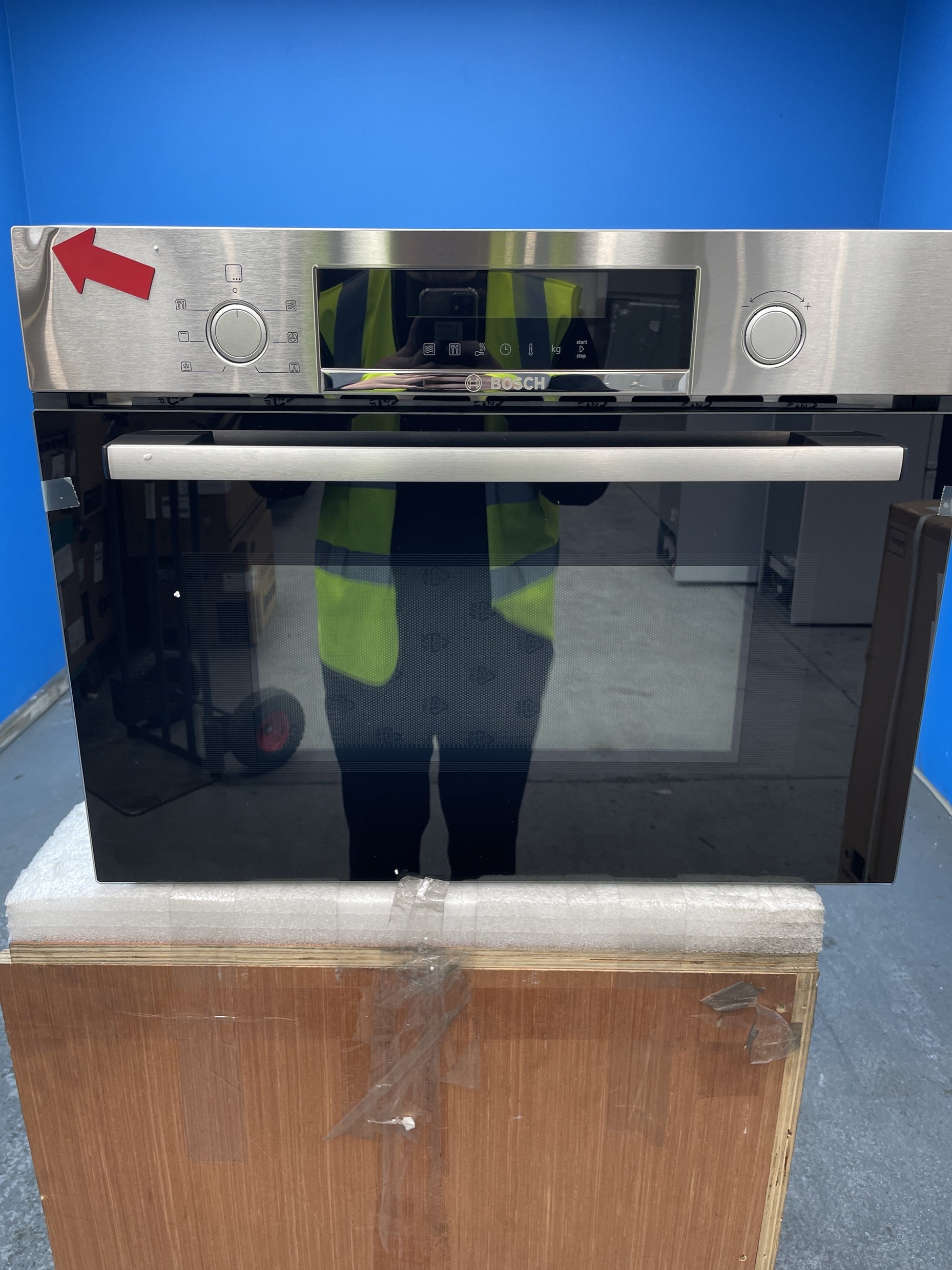 #GRC-157-399 - Bosch Series 4 CMA583MS0B Built-In Combination Microwave Oven