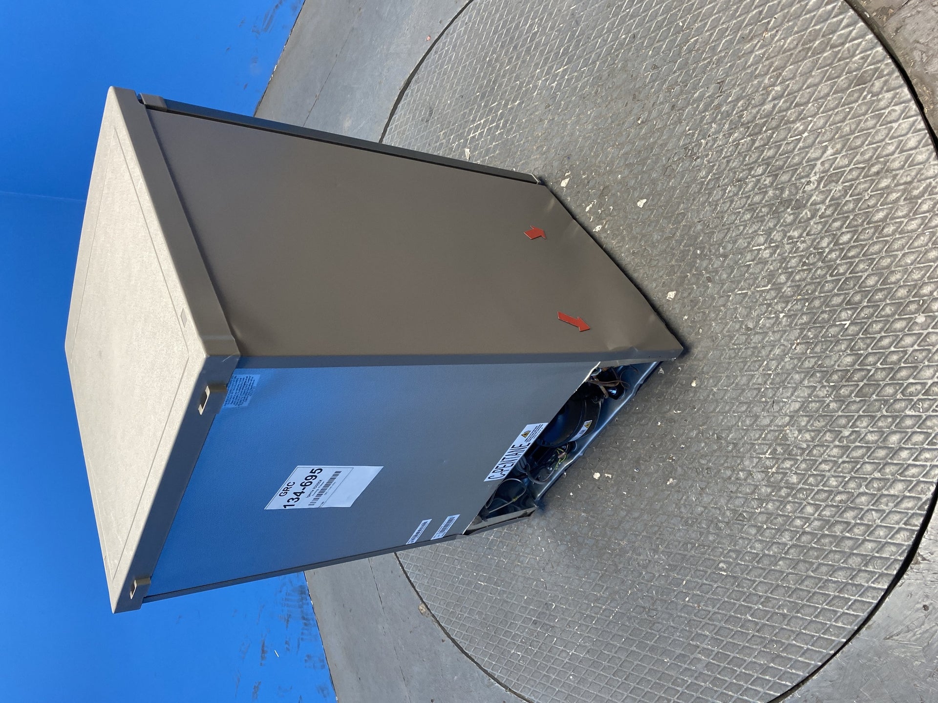 Igenix IG355X 91 Litre Under Counter Freezer