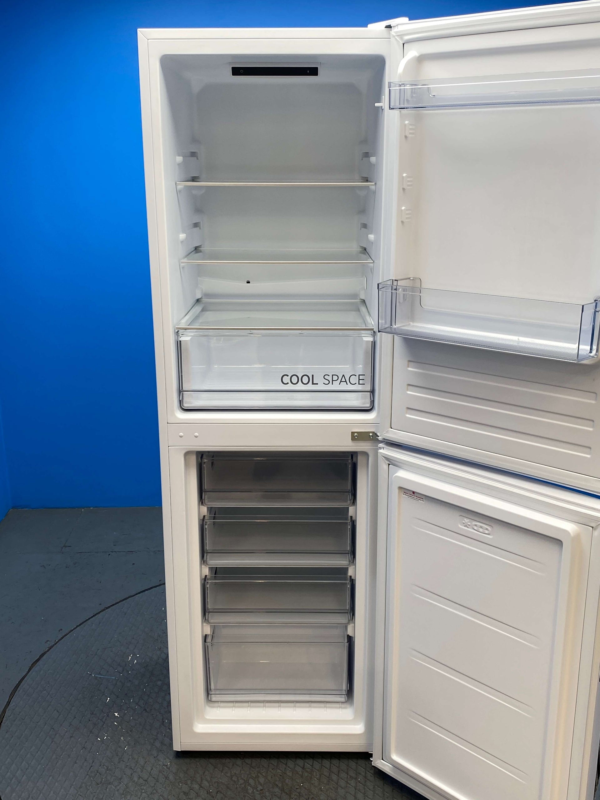 Hoover HOCT3L517EWK 252 Litre Combi Fridge Freezer