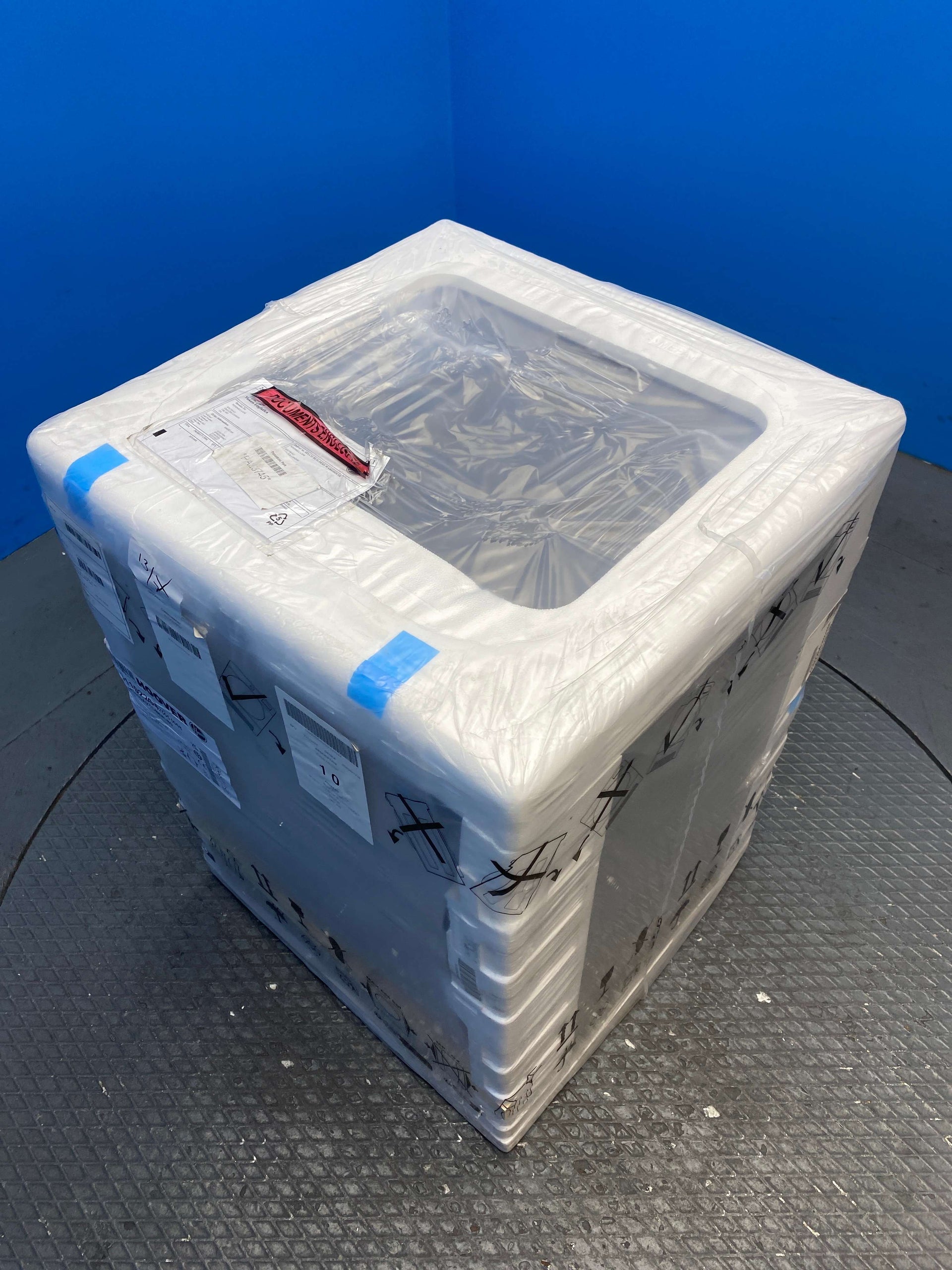 Hoover NDEH10A2TCBER 10kg Heat Pump Tumble Dryer