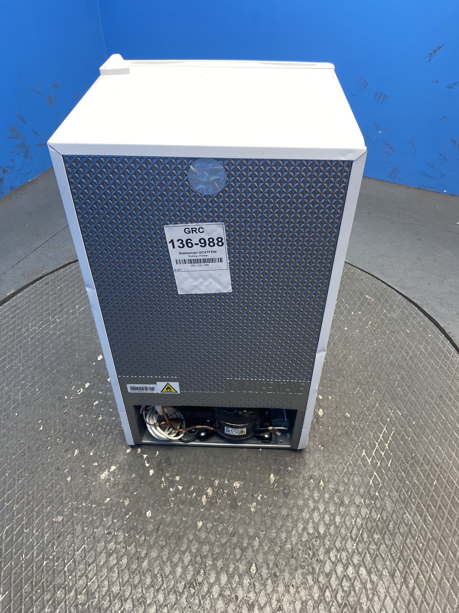 Statesman UC47FZW 47cm 60L Under Counter Freezer