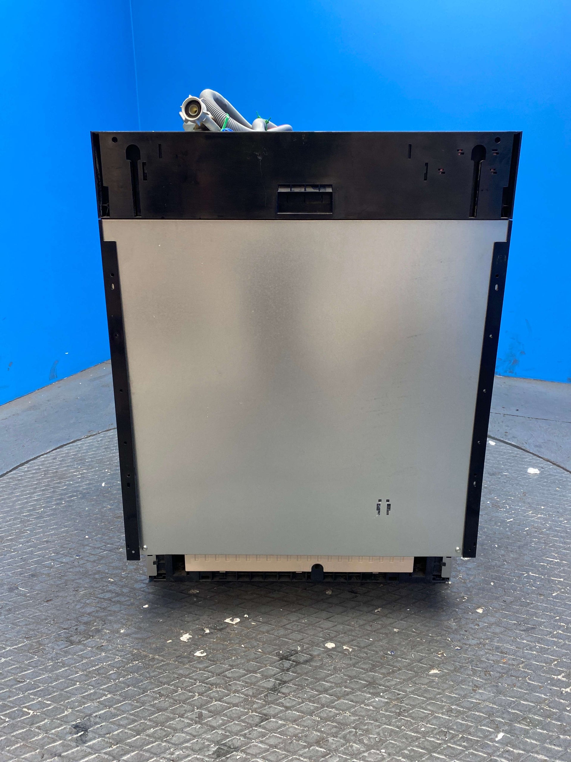 neue NI3E47E0B Integrated 13 Place Setting Dishwasher