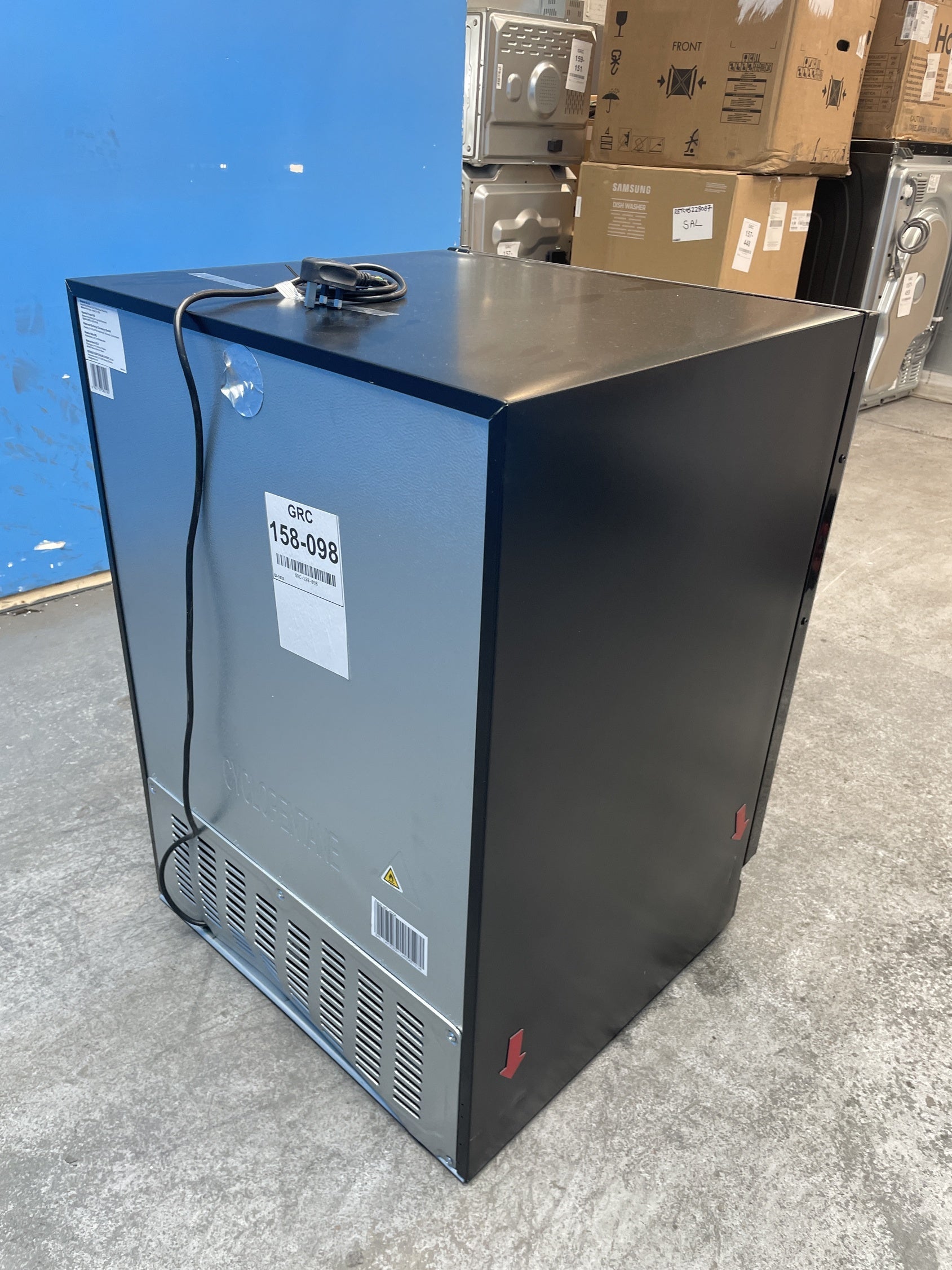 #GRC-158-098 - Hisense RW3N132GSLF Built-In 46 Bottles Wine Cooler