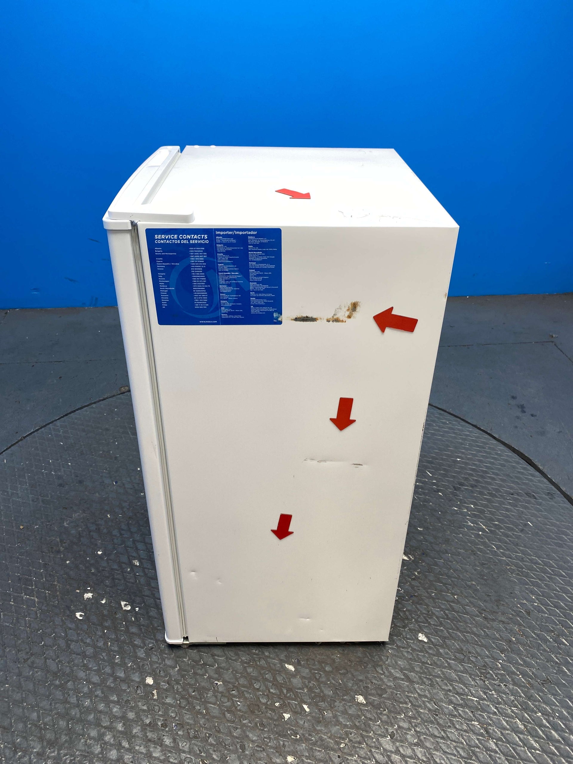 Midea MDRD146FGE01 93 Litre Undercounter Fridge