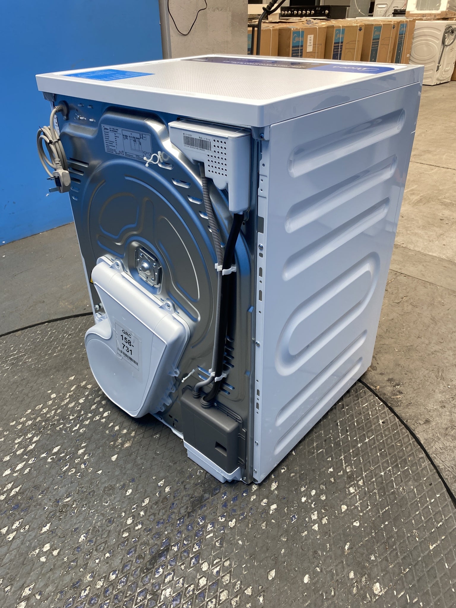 #GRC-158-731 - Midea MD200H90WB/W 9kg Heat Pump Tumble Dryer in White