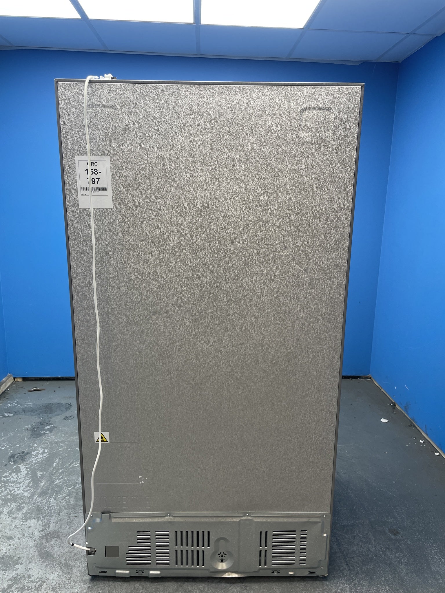 #GRC-158-797 - Midea MDRS710FGE02 548L Frost Free American Style Fridge Freezer