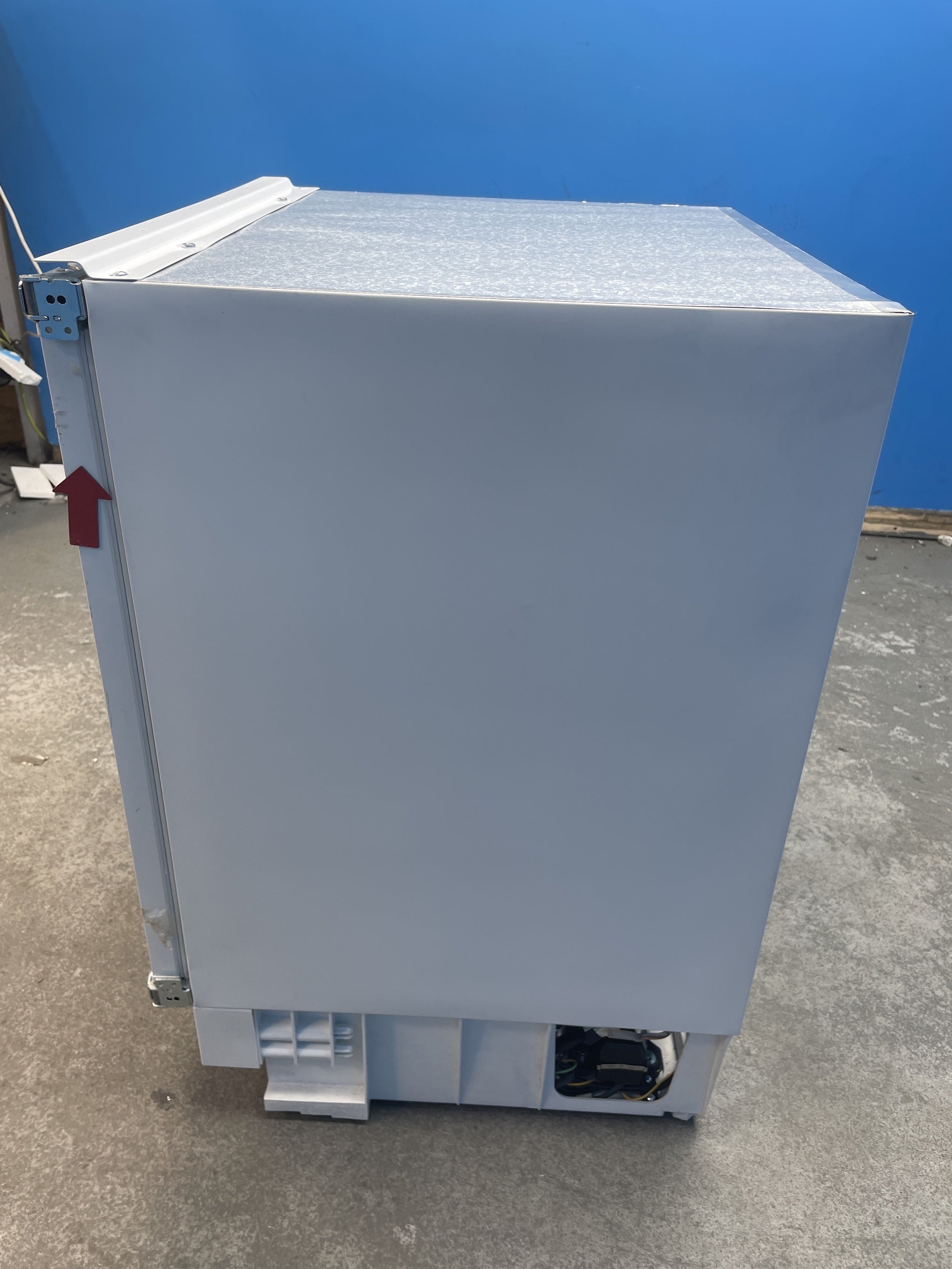 #GRC-159-943 - Hoover WCKLSE68EWK Integrated Undercounter Larder Fridge