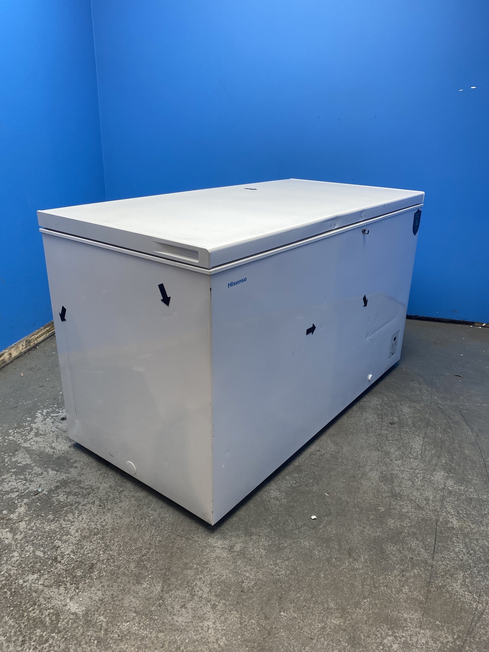 #GRC-157-796 - Hisense FC571D4AWLYE 372L Winter Guard Chest Freezer