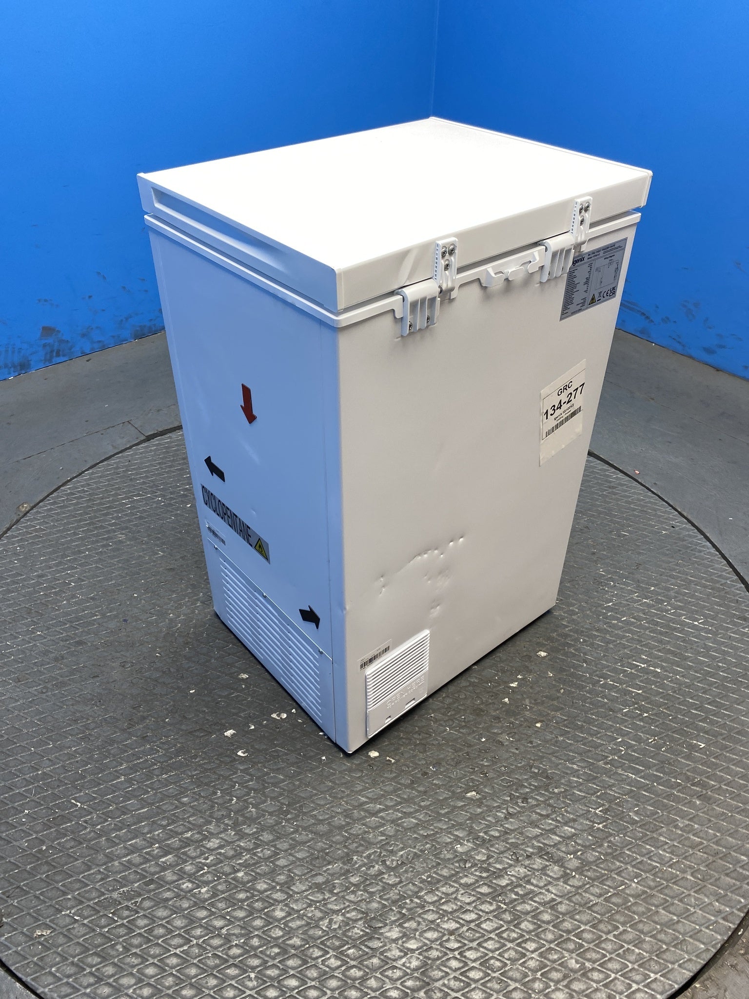 Igenix IG100v2 99 Litre Freestanding Chest Freezer