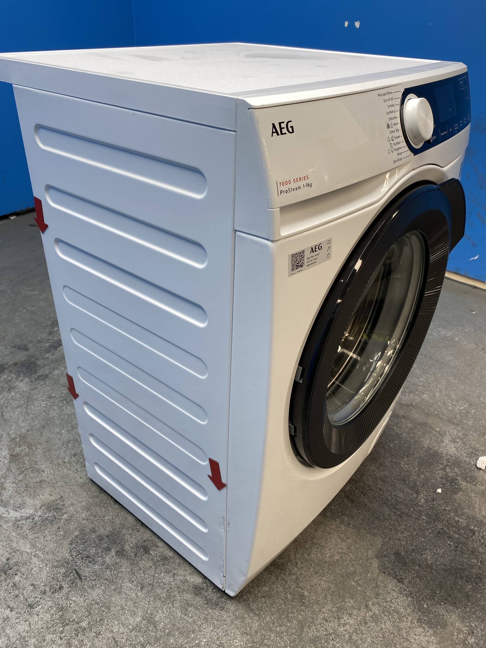 #GRC-158-213 - AEG 7000 ProSteam LFSR73944B 9kg 1400rpm Washing Machine
