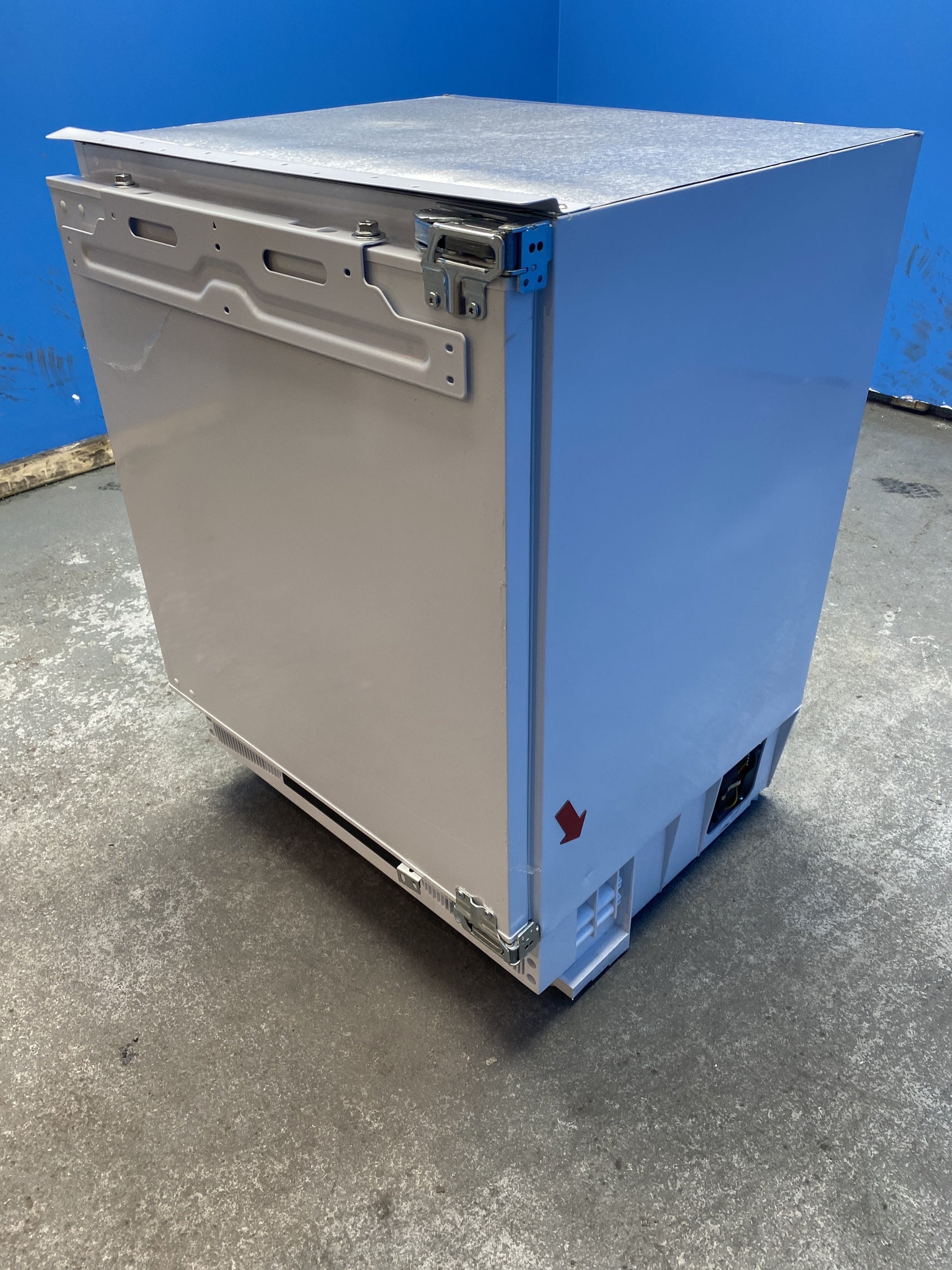 #GRC-154-353 - Candy CM4SE68EWK Integrated Under Counter Fridge with Ice Box