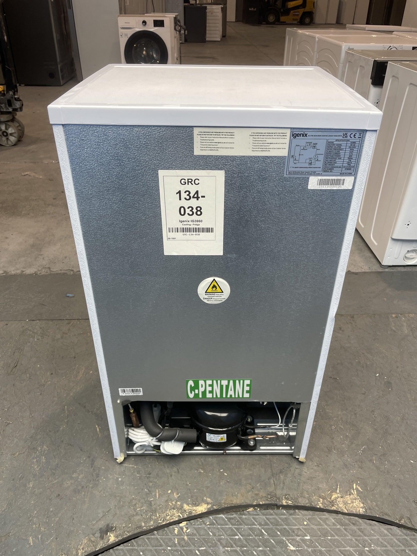 #GRC-134-038 - Igenix IG3960 92L Under-Counter Larder Fridge