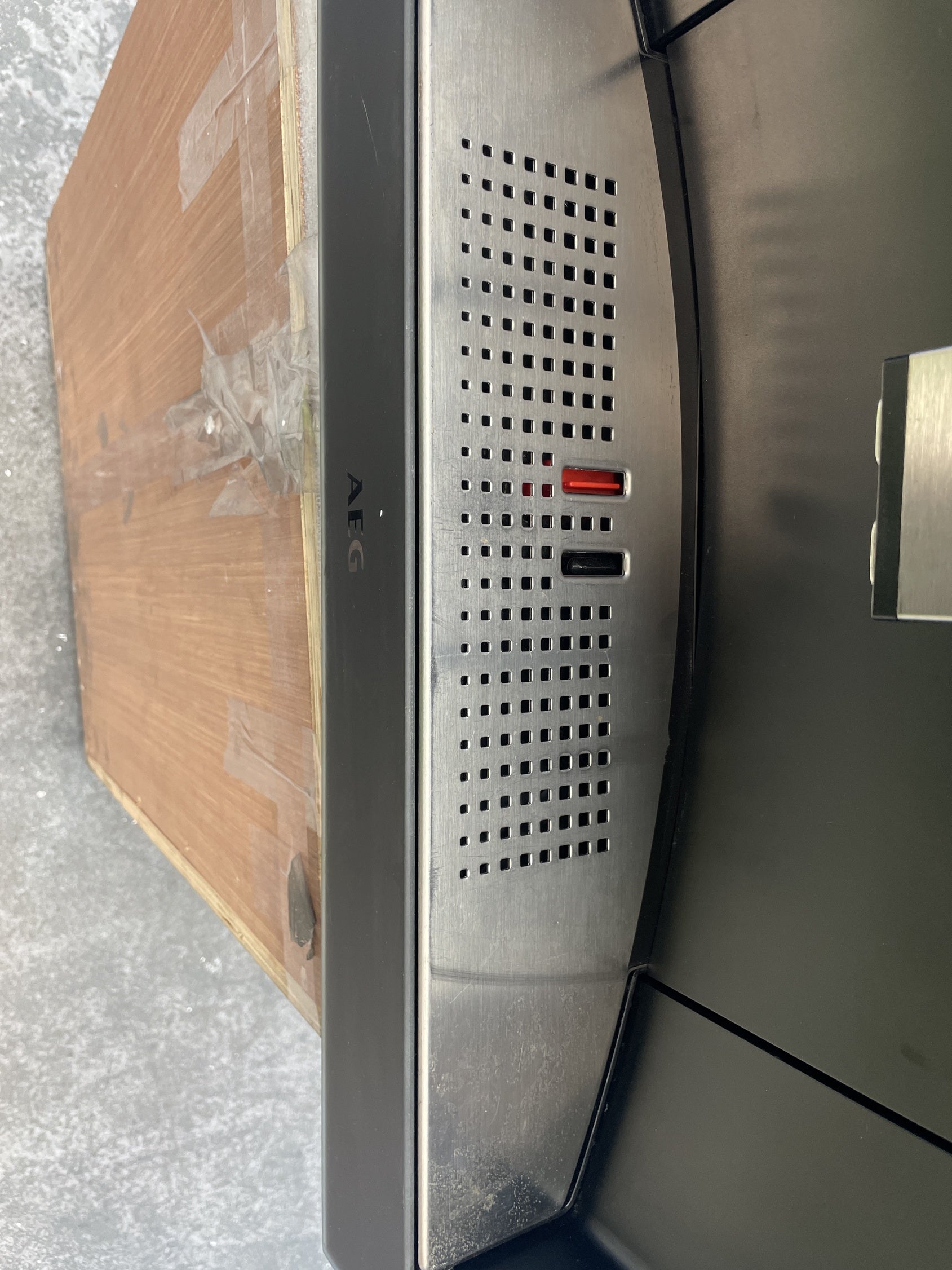 #GRC-146-884 - AEG KKA894500T Built-in Fully Automatic Coffee Machine
