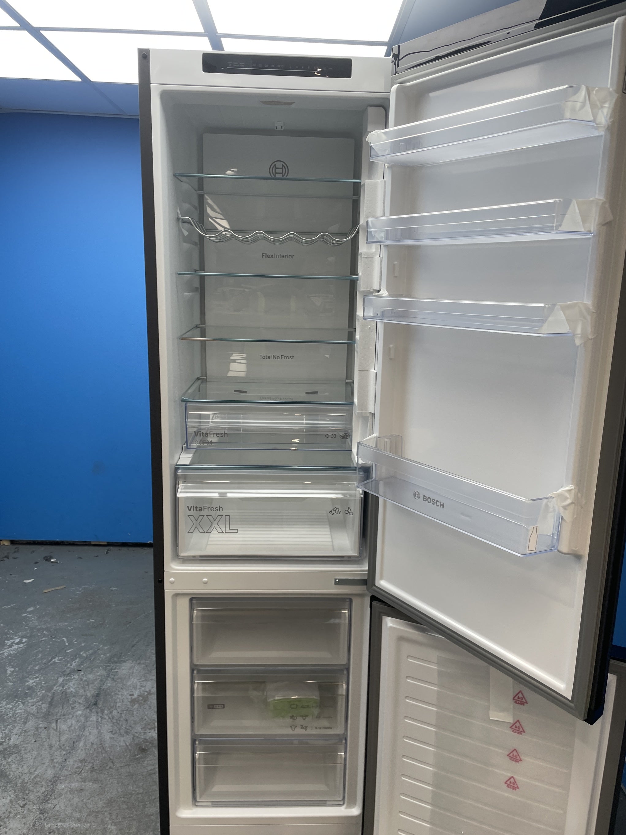 #GRC-157-496 - Bosch Series 4 KGN39OCAFG 70/30 Fridge Freezer