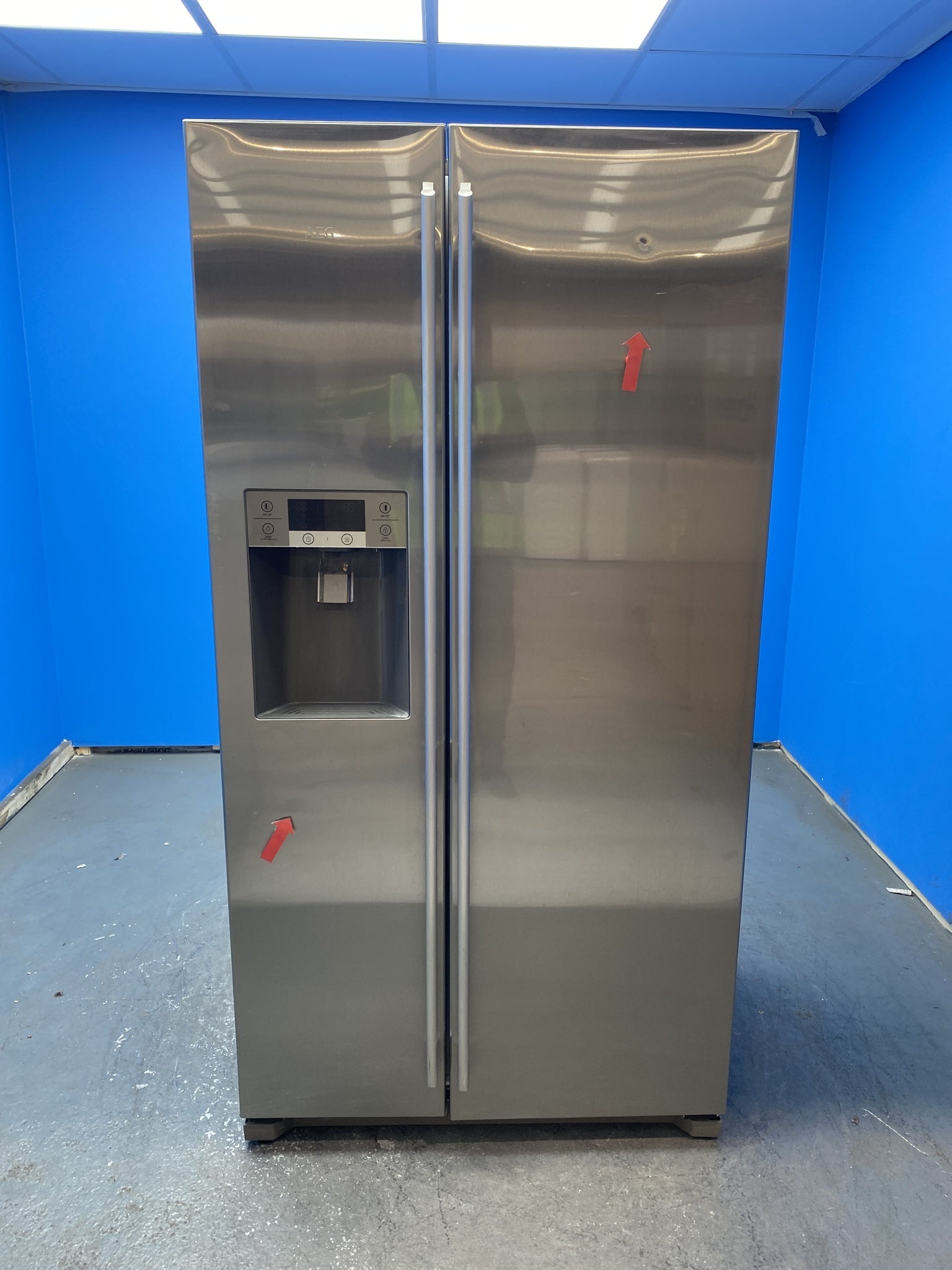 AEG RMB76111NX American-Style Fridge Freezer with Ice and Water