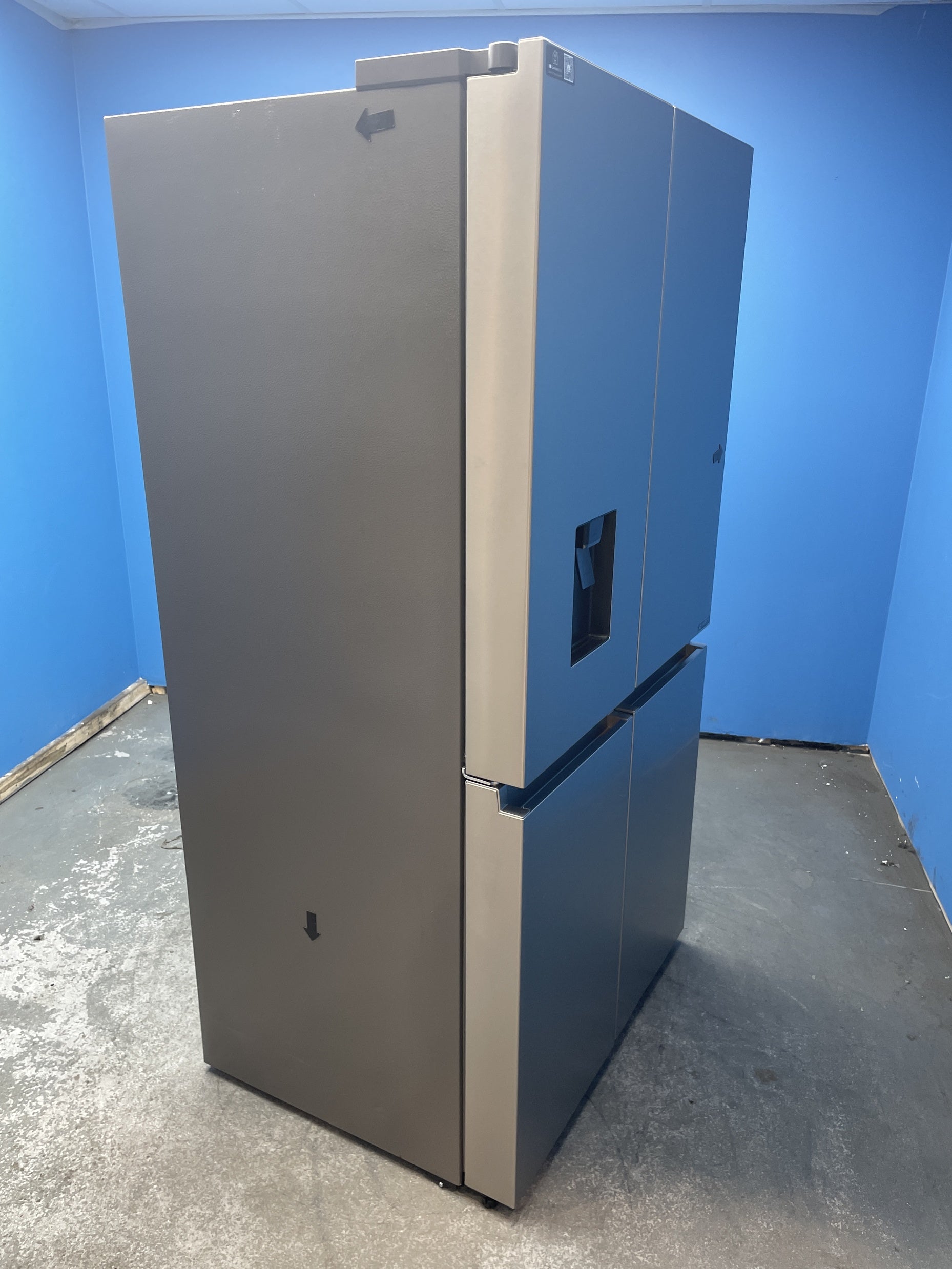 #GRC-143-630 - Hisense PureFlat RQ758N4SWSE Multi Door American Fridge Freezer