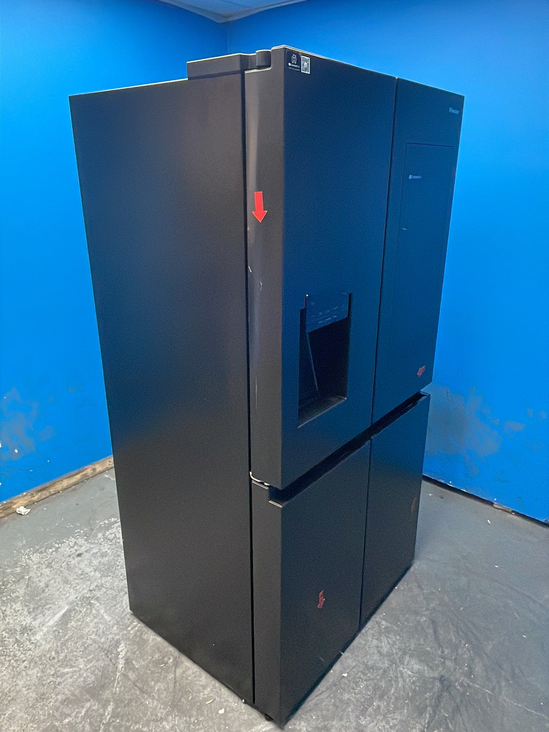 #GRC-163-574 - Hisense American Style Fridge Freezer – 577L, Black, Total No Frost, Smart WiFi