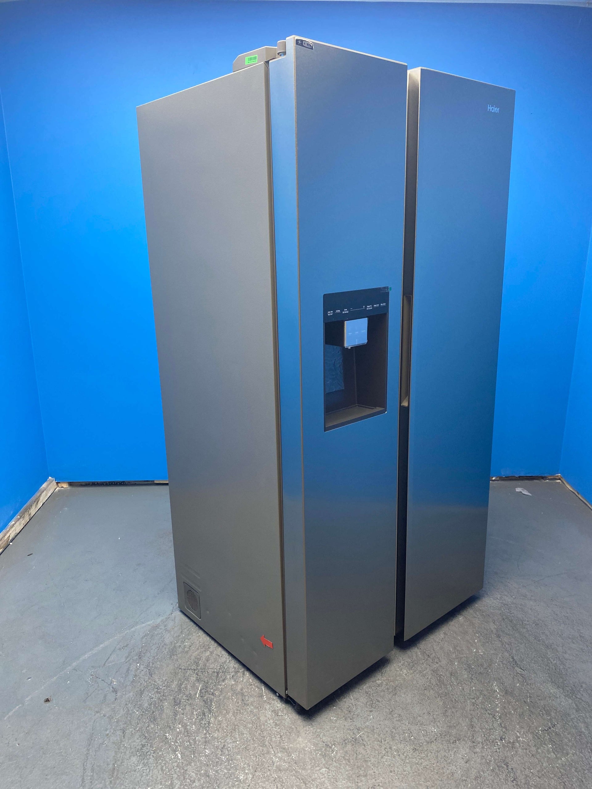 Haier Series 7 HSW79F18CIMM Plumbed American Fridge Freezer