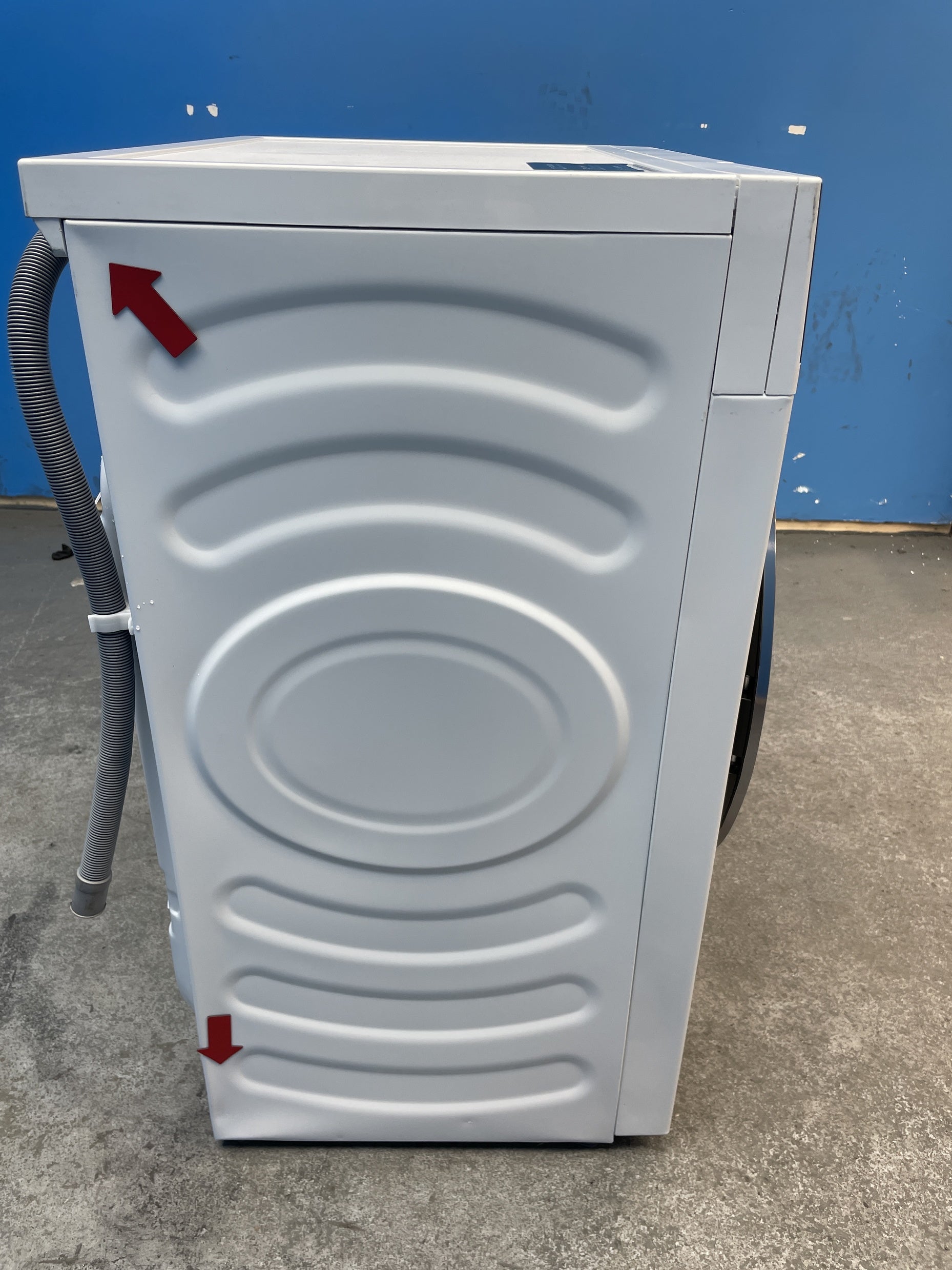 #GRC-157-809 - Hisense WF5I9043BWFS 9kg 140rpm KitchenFit Washing Machine
