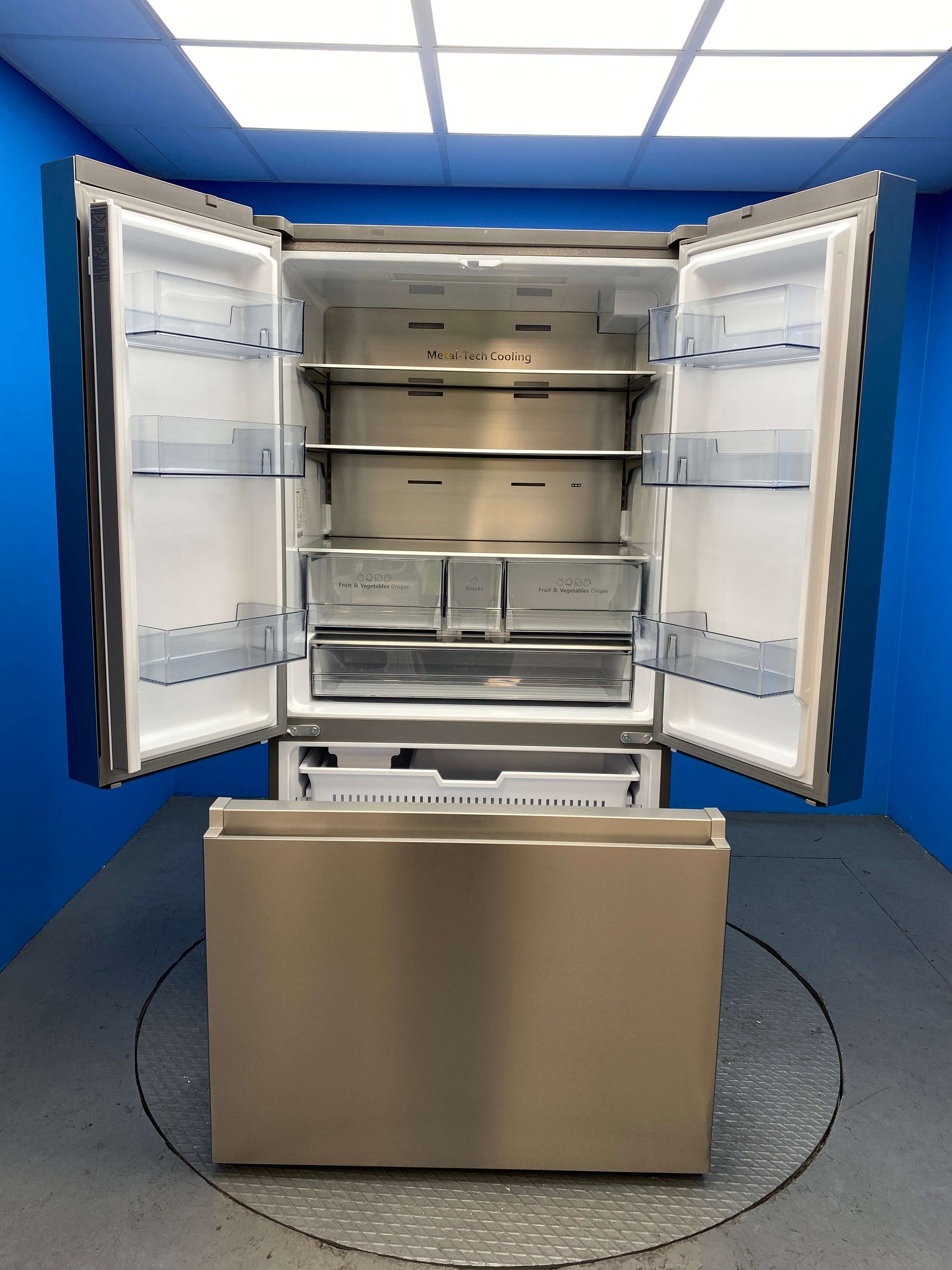 Hisense RF815N4SESE French Door 364 Litre Fridge Freezer